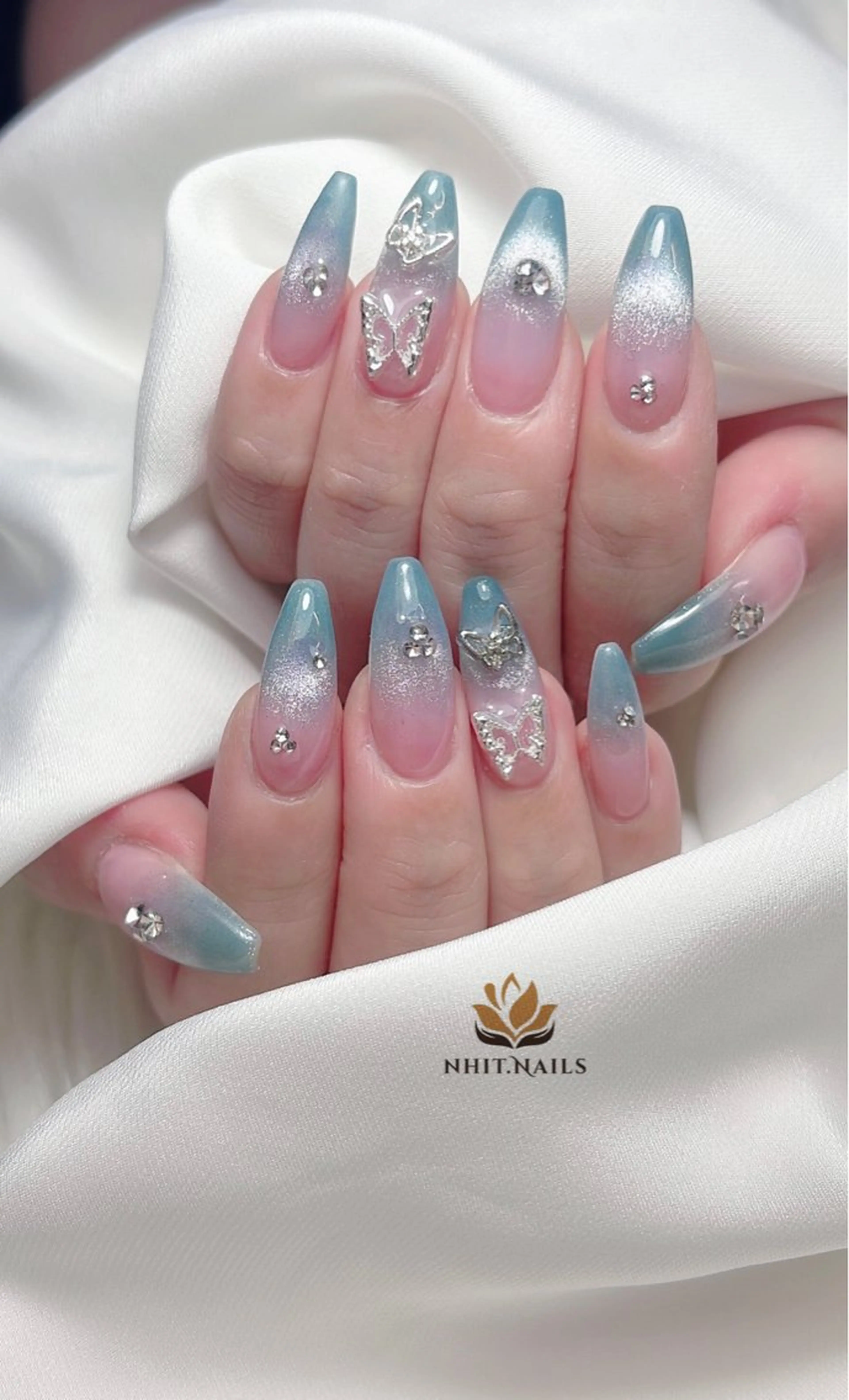 ネイル ニットネイル所属・Nhit Nailsのネイルデザイン