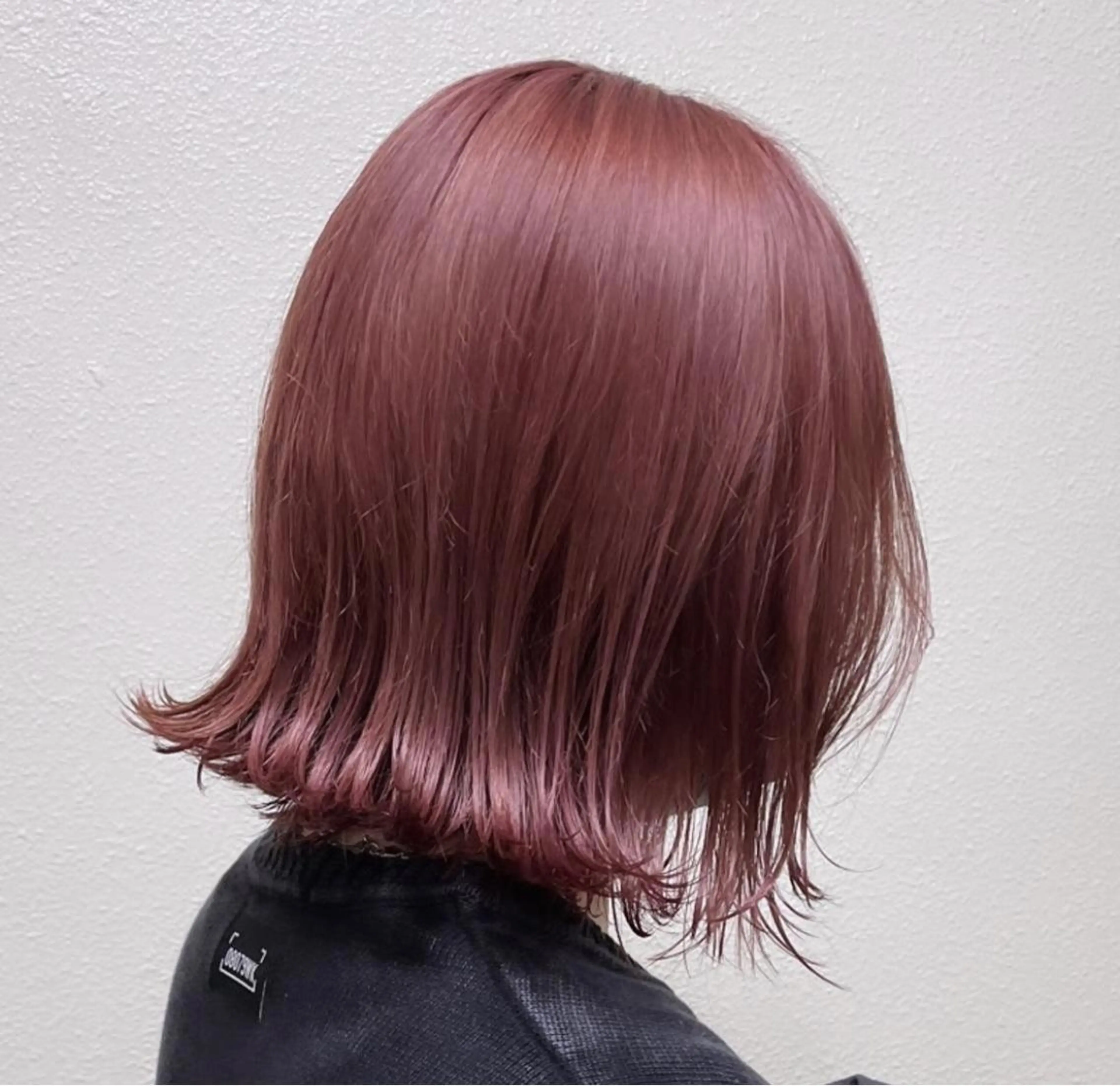 ミディアム カラー パーマ ヘアアレンジ メンズ キッズ ネイル マツエク・マツパ アイブロウ ミディアムパーマ メンズブリーチ メンズインナーカラー メンズパーマ 黒髪 韓国風レイヤーカット グレージュ/大希のヘアスタイル