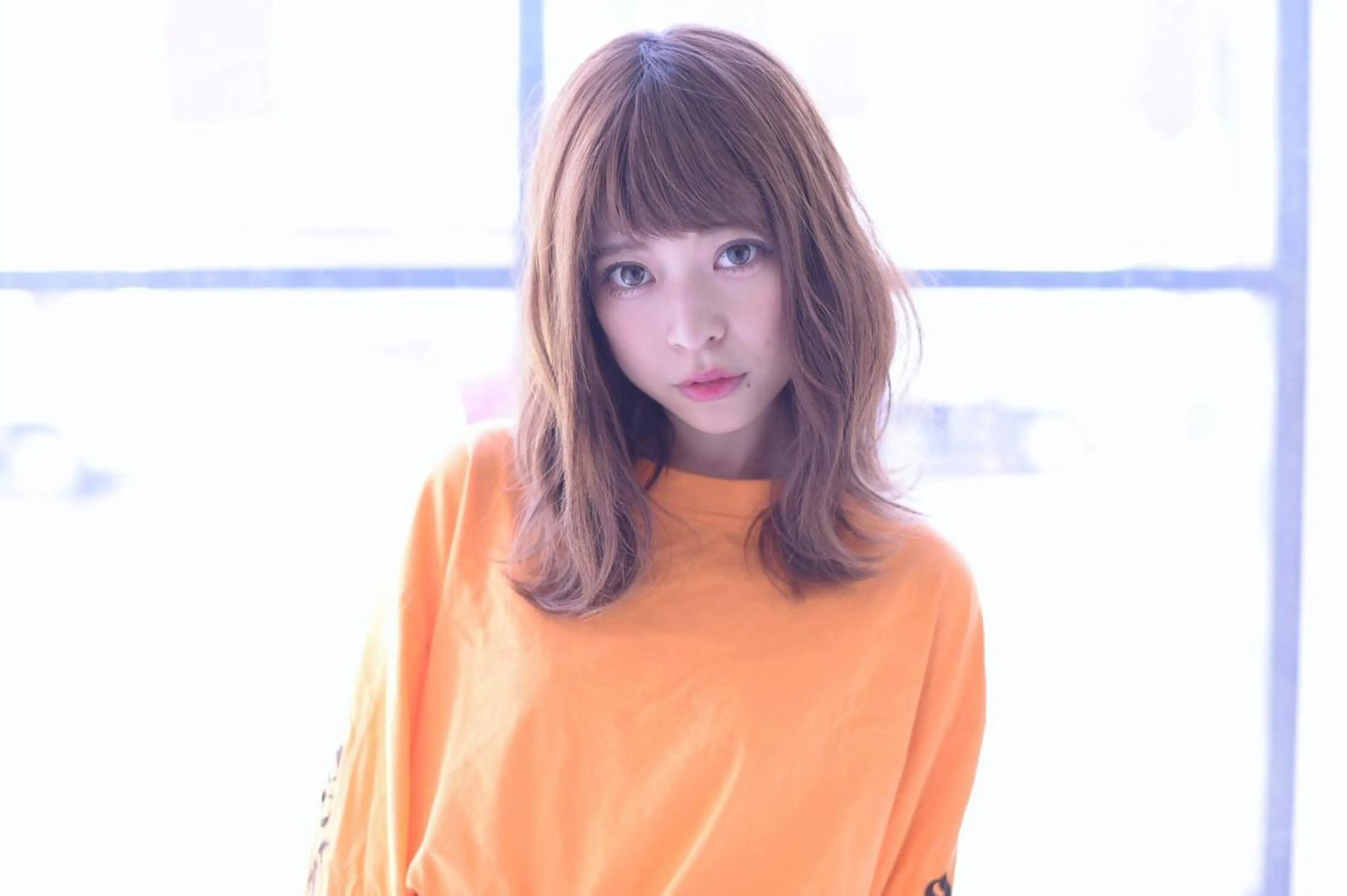 セミロング パーマ カラー ヘアアレンジ 公式 Ease by amble luxeのヘアスタイル