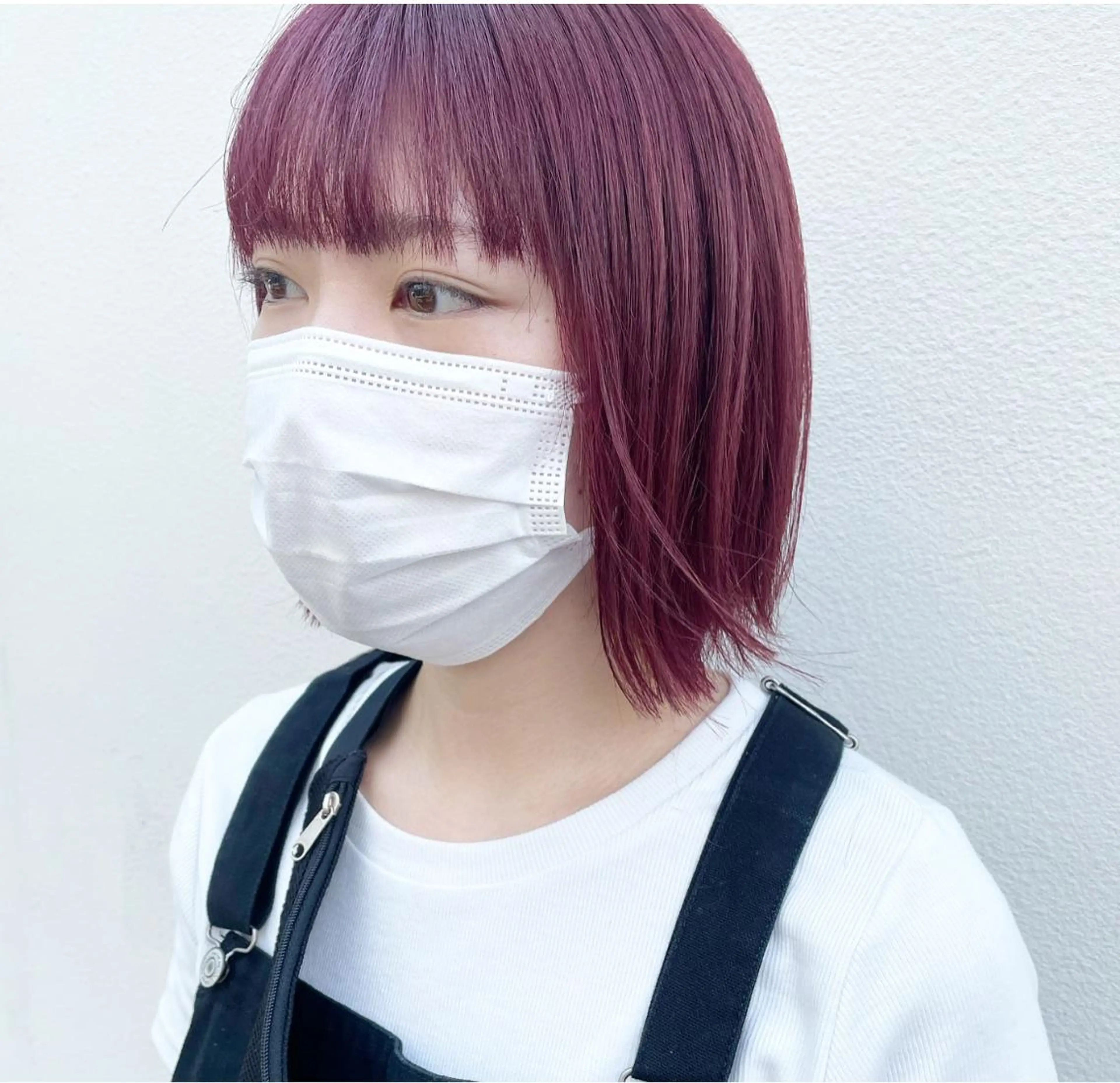 ショート カラー カット ヘアカラー トリートメント 坂田 友梨奈のヘアスタイル