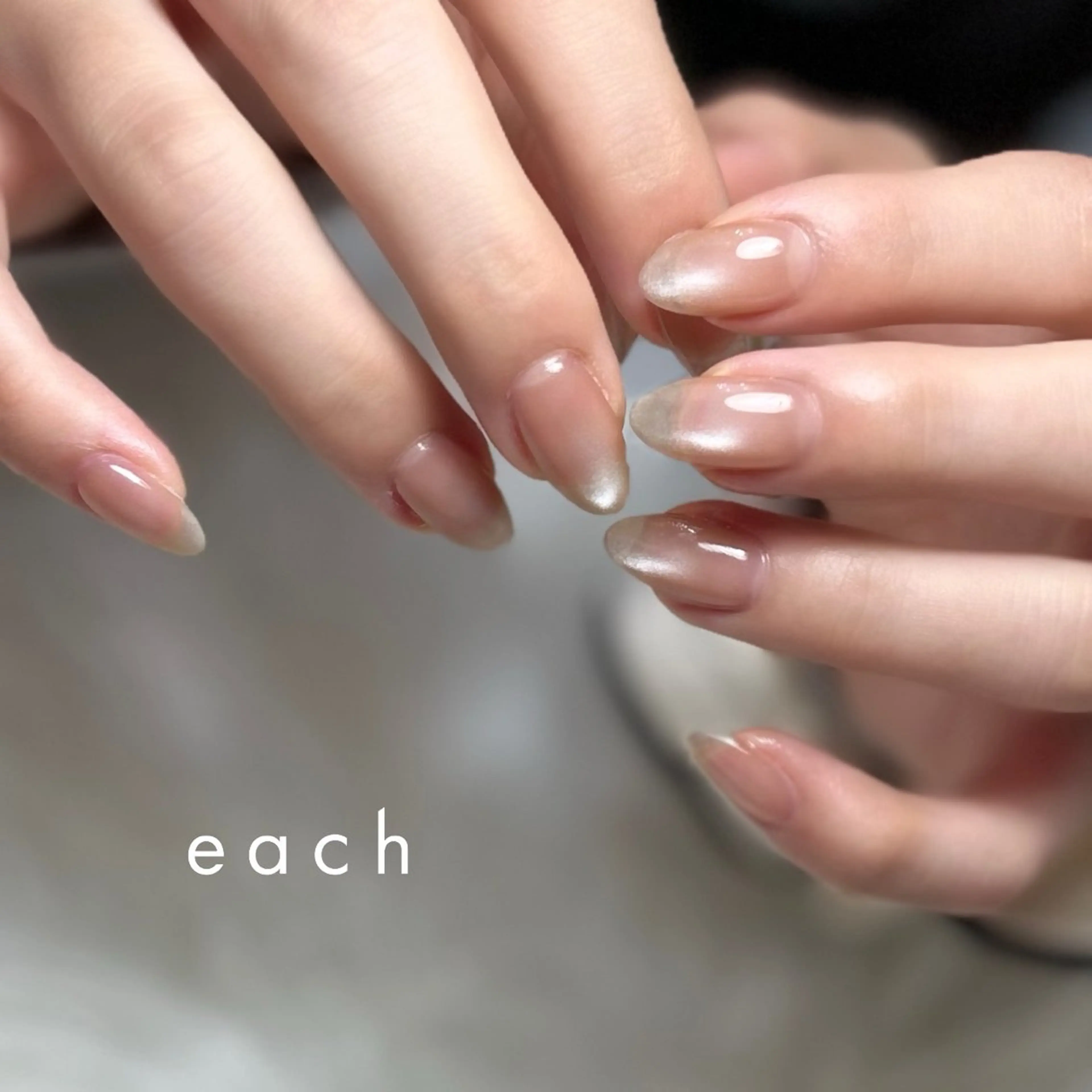 ネイル マグネットネイル 𝒆𝒂𝒄𝒉 kanako 🕊のネイルデザイン
