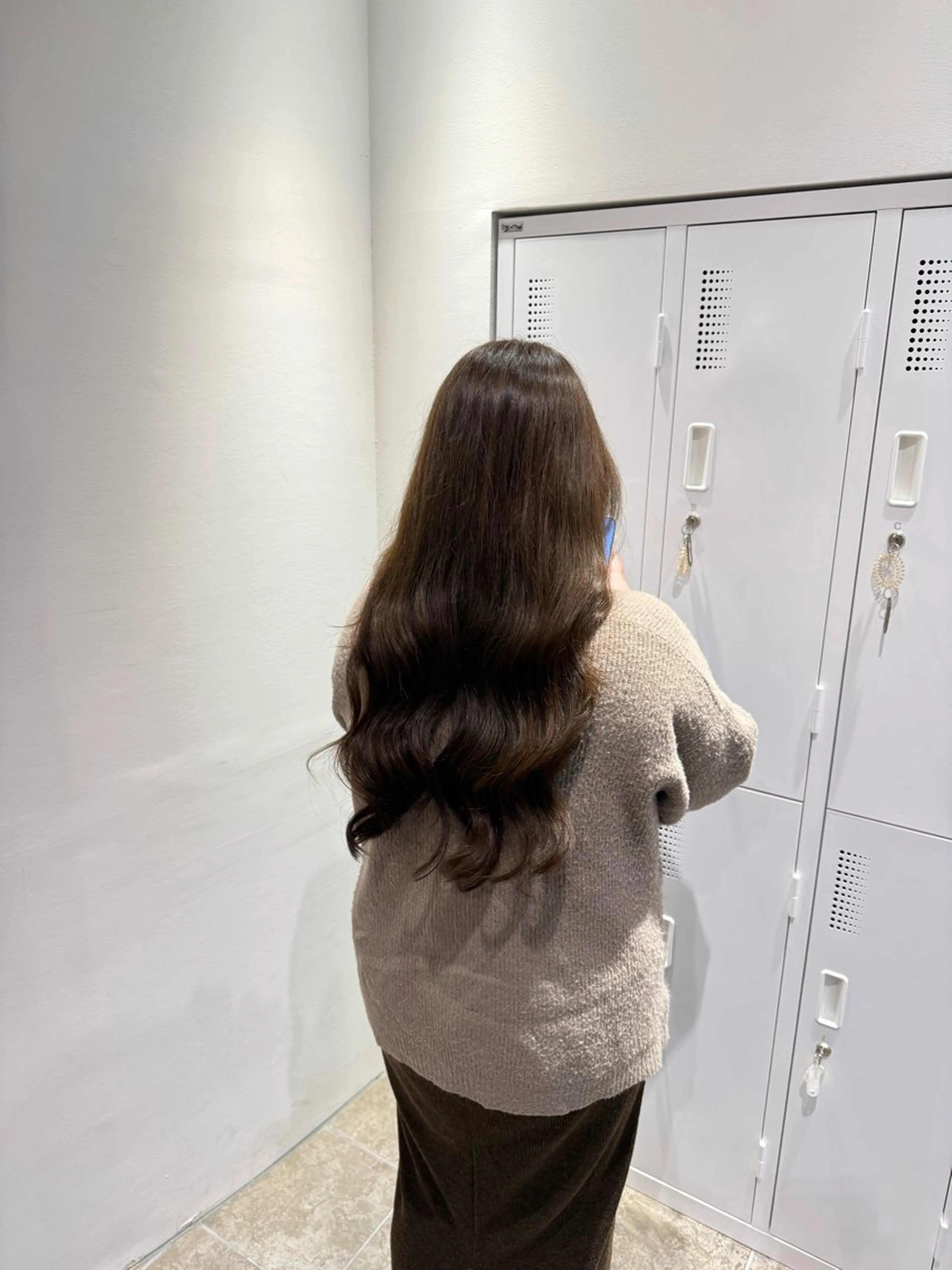 カラー オリーブカラー Lien所属・若林 綾菜のヘアスタイル