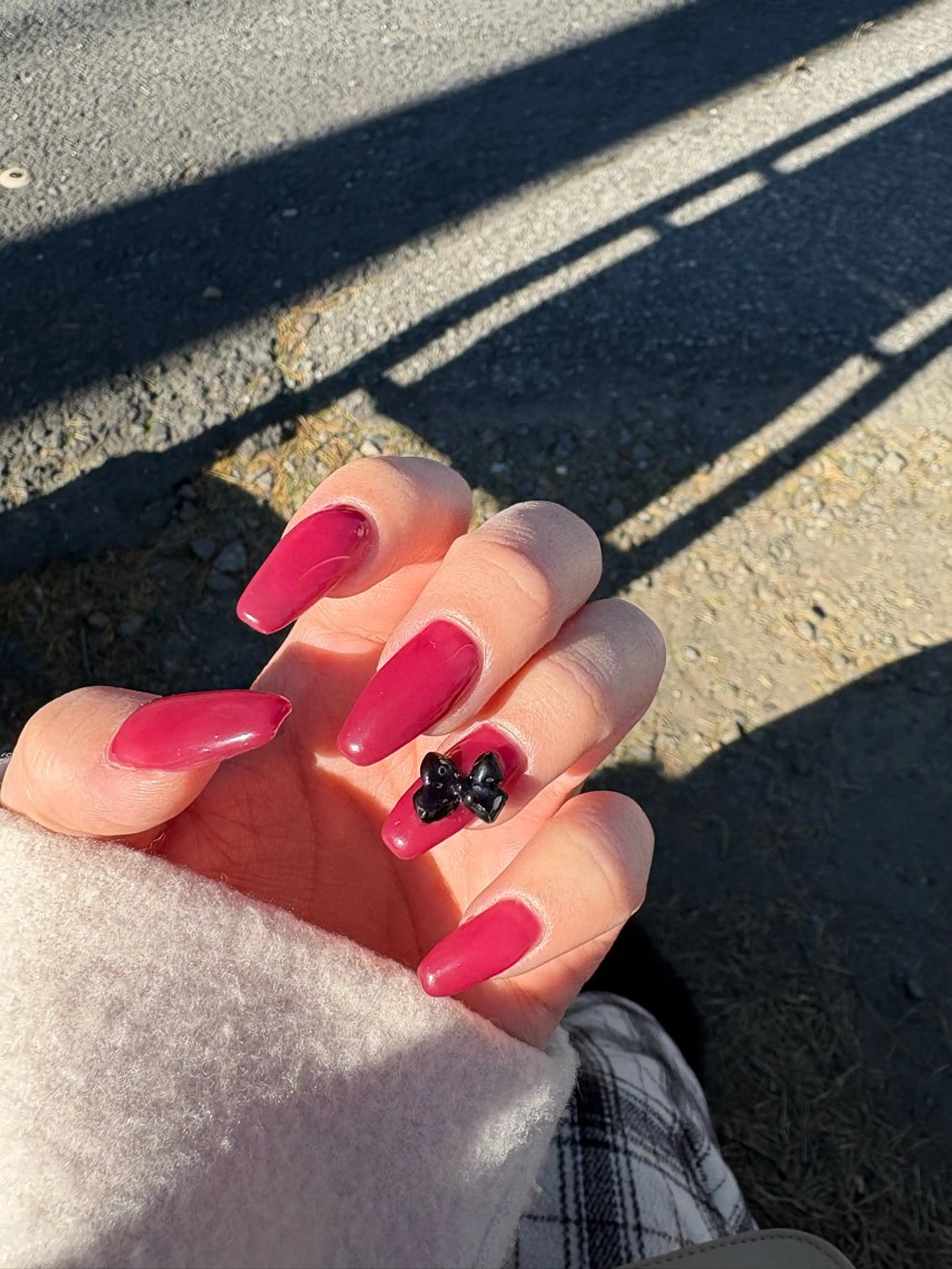 ネイル ワンカラーネイル リボン Nail R🌷 AKARI恵比寿のネイルデザイン