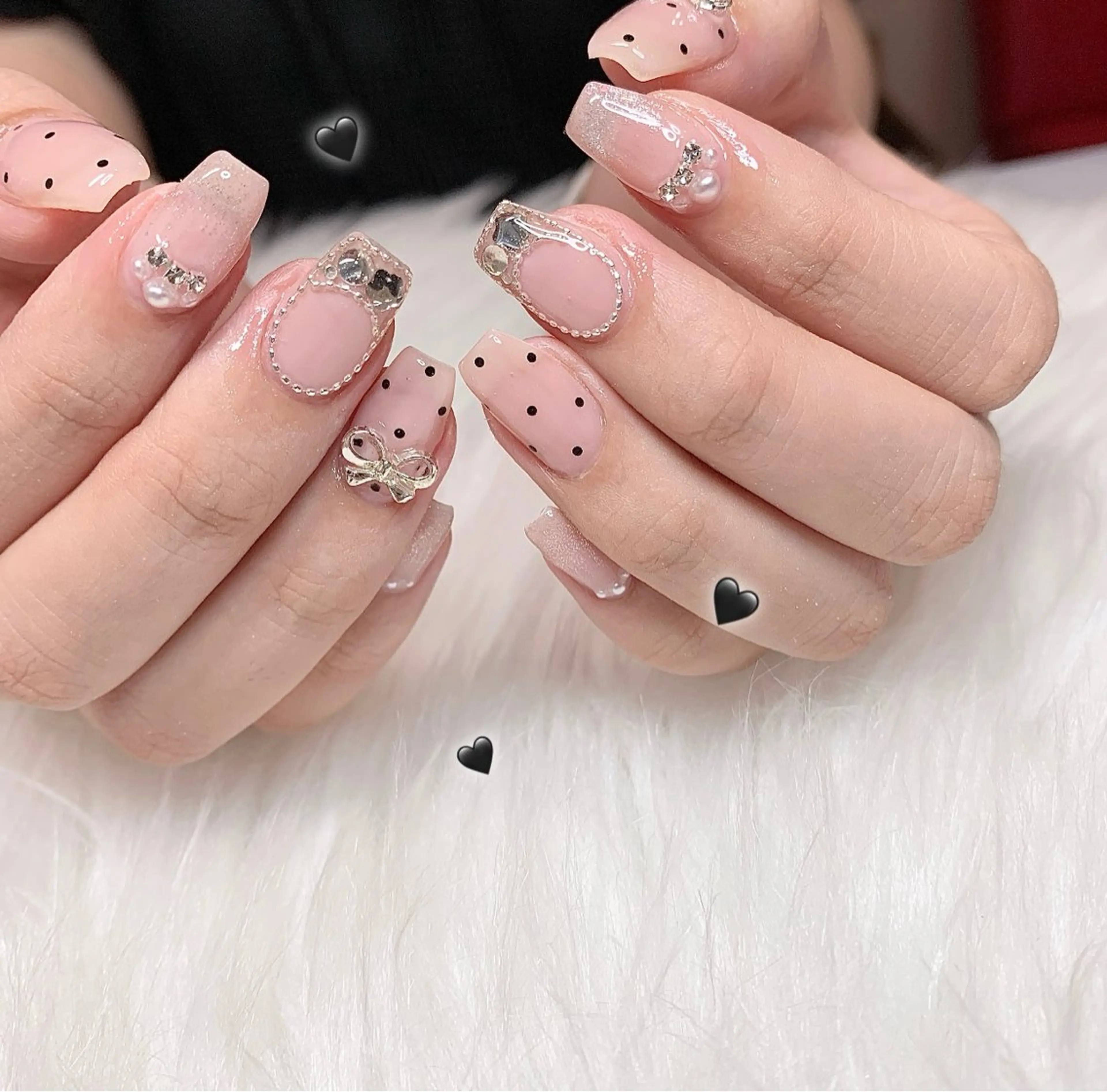 ネイル ハンドネイル La neige* yuki 🥯🍑のネイルデザイン