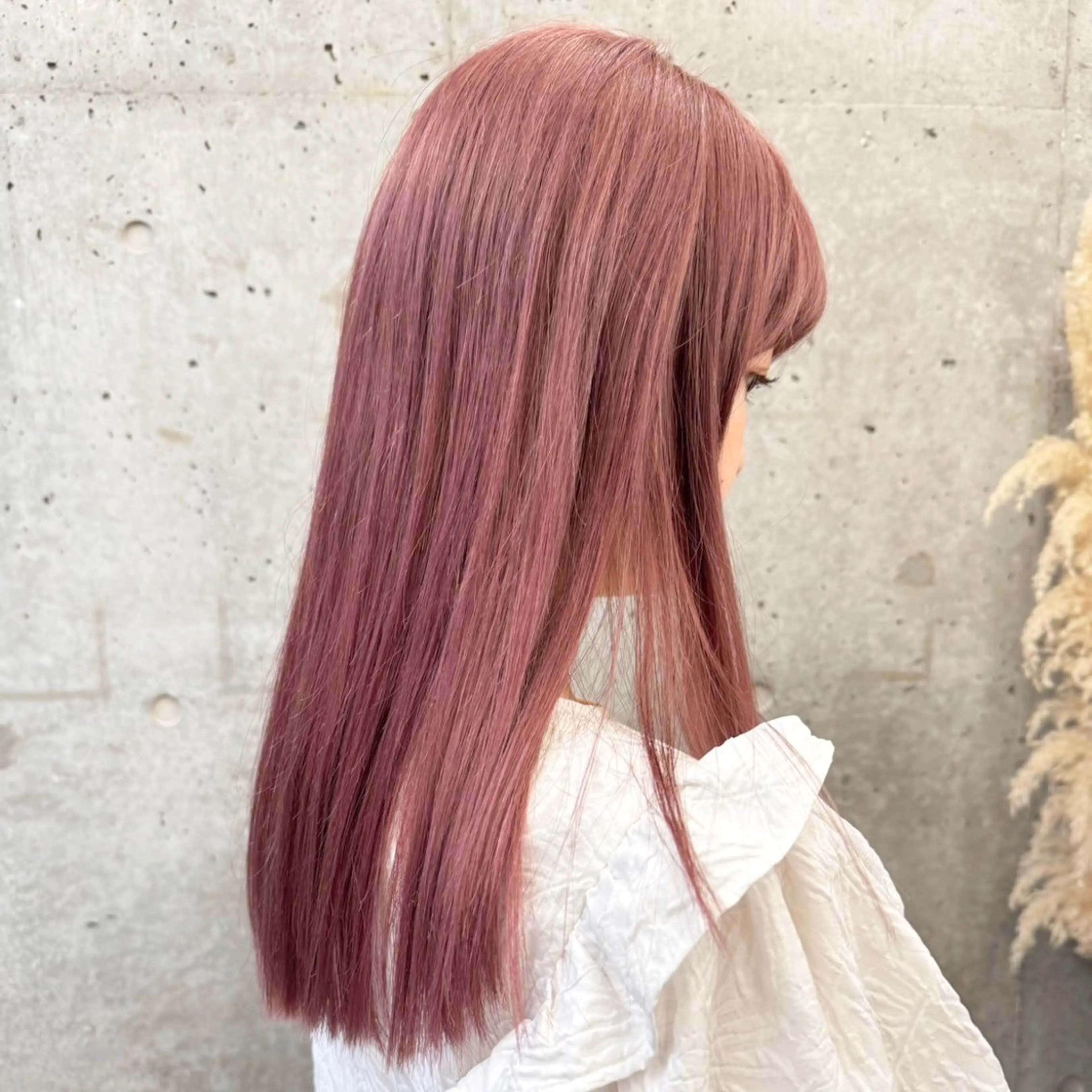 セミロング カラー ベージュカラー ブリーチ ピンクカラー ピンクベージュ ヘアカラー トリートメント shiori/暖色/ レイヤー/似合わせのヘアスタイル