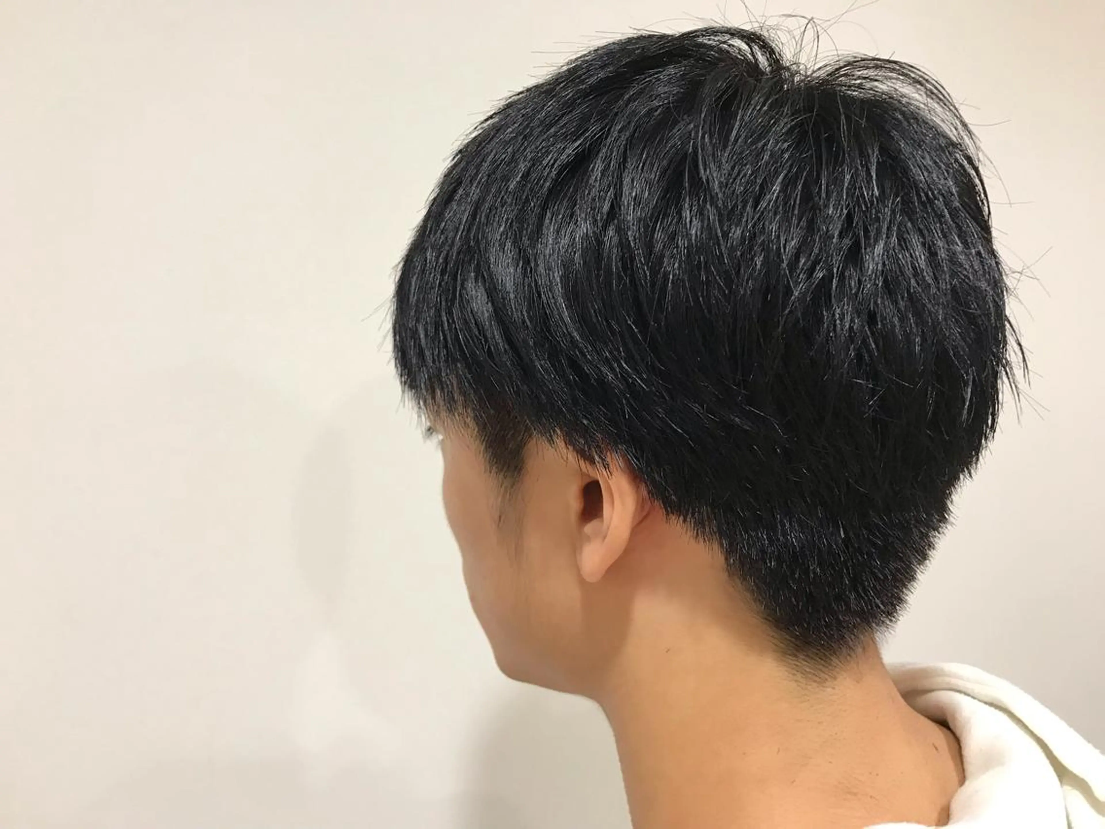 メンズ 暖色カラー🍊 ボブ🌿顔周りcutのヘアスタイル