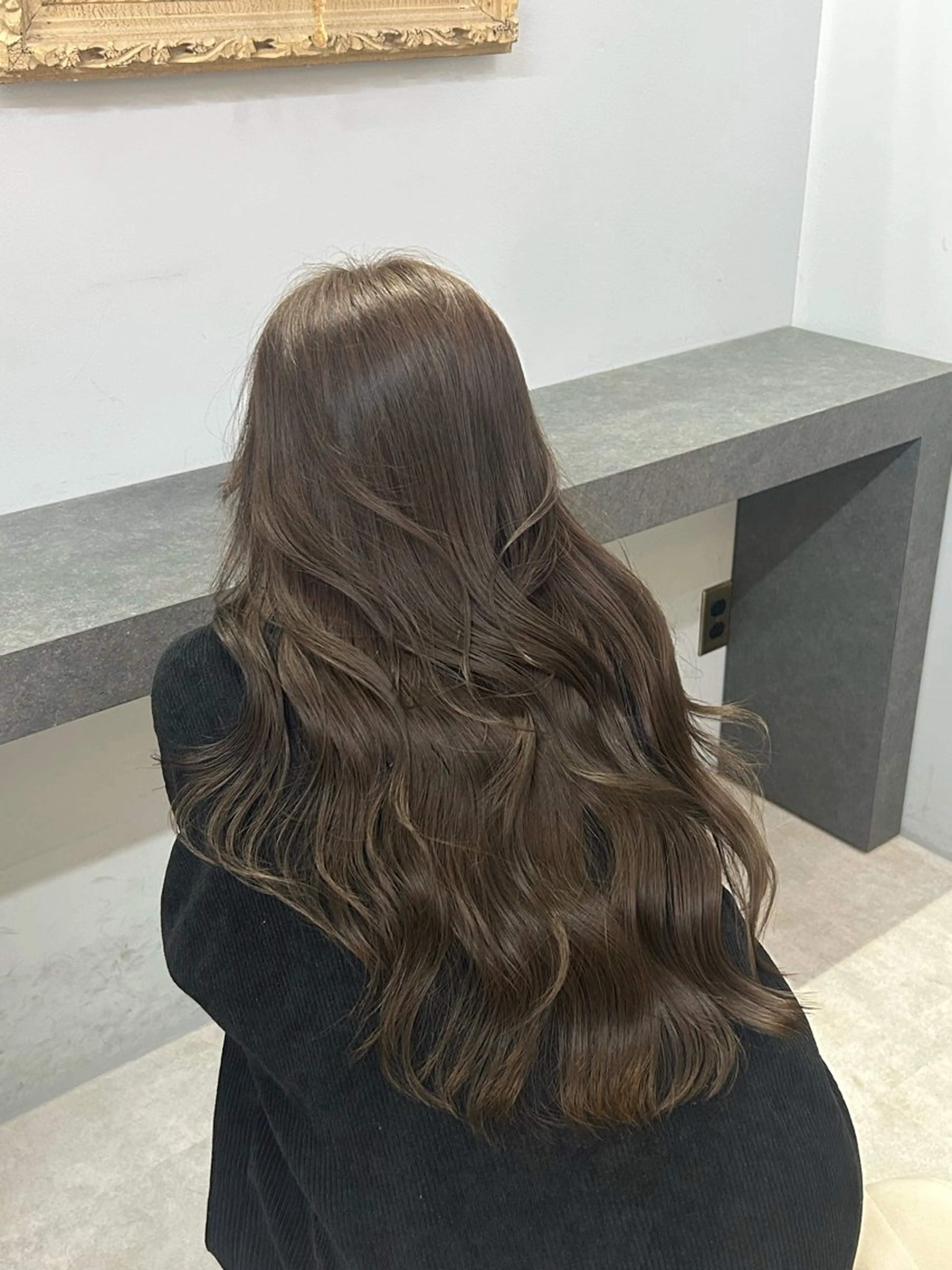 ロング カラー hair atelier OZ桑野店所属・阿佐見 若菜のヘアスタイル