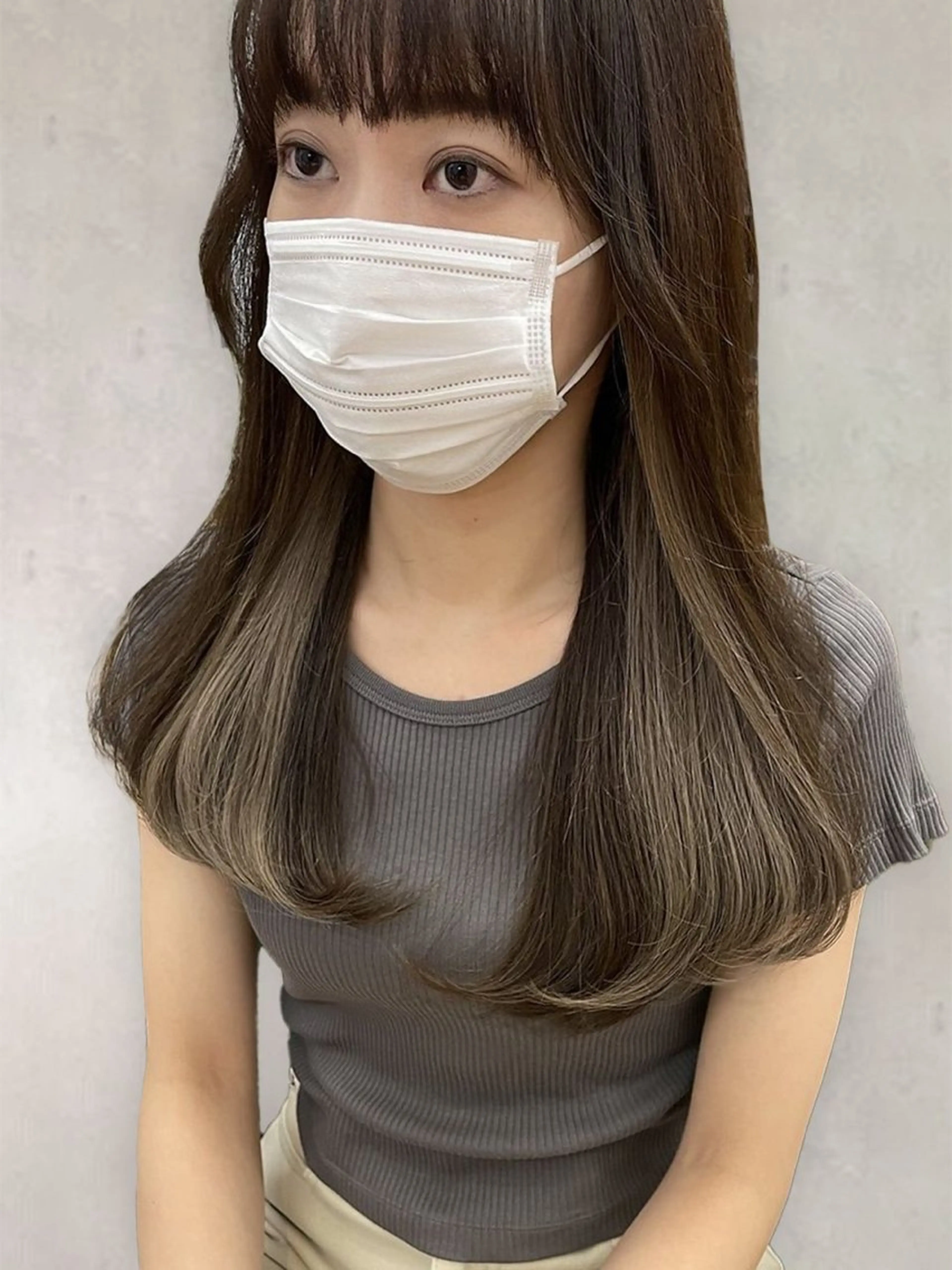 セミロング シェアハピ 雪本☃️のヘアスタイル