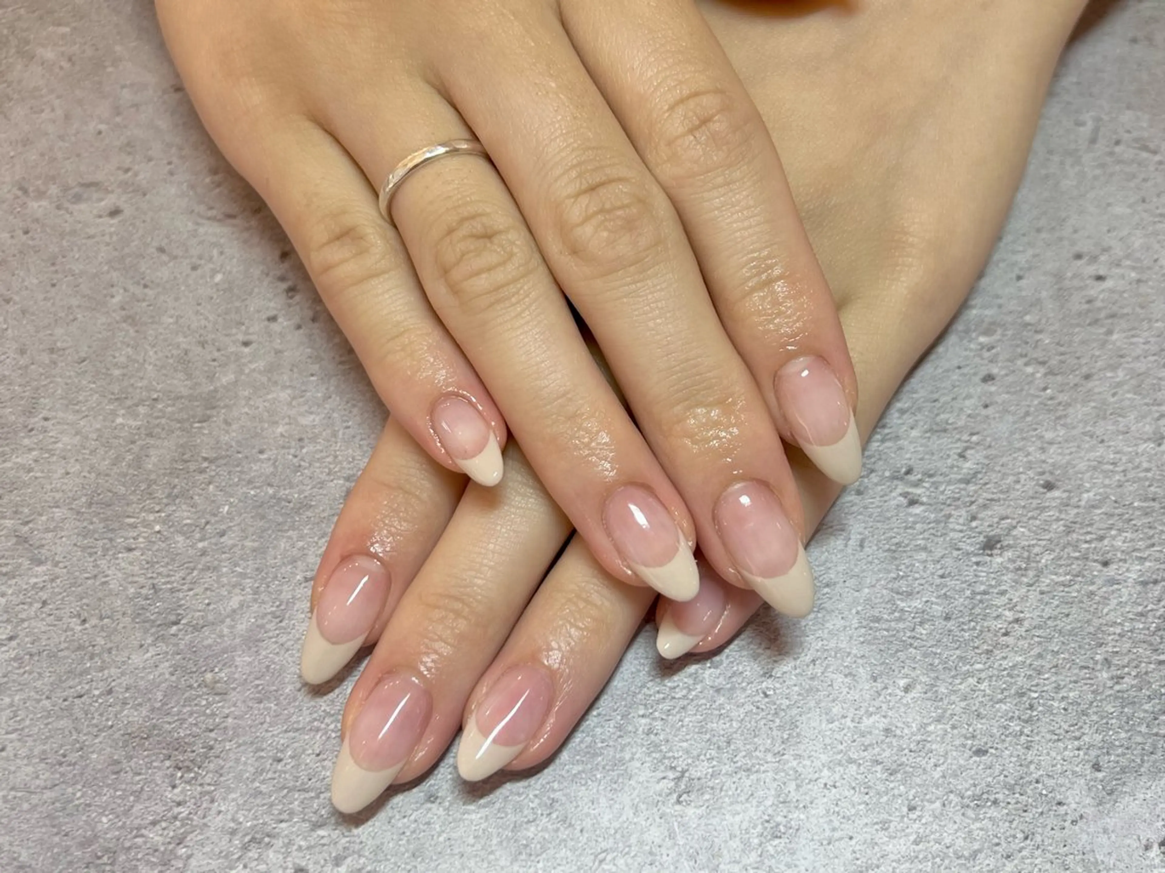 カラー 内藤 桜子のネイルデザイン