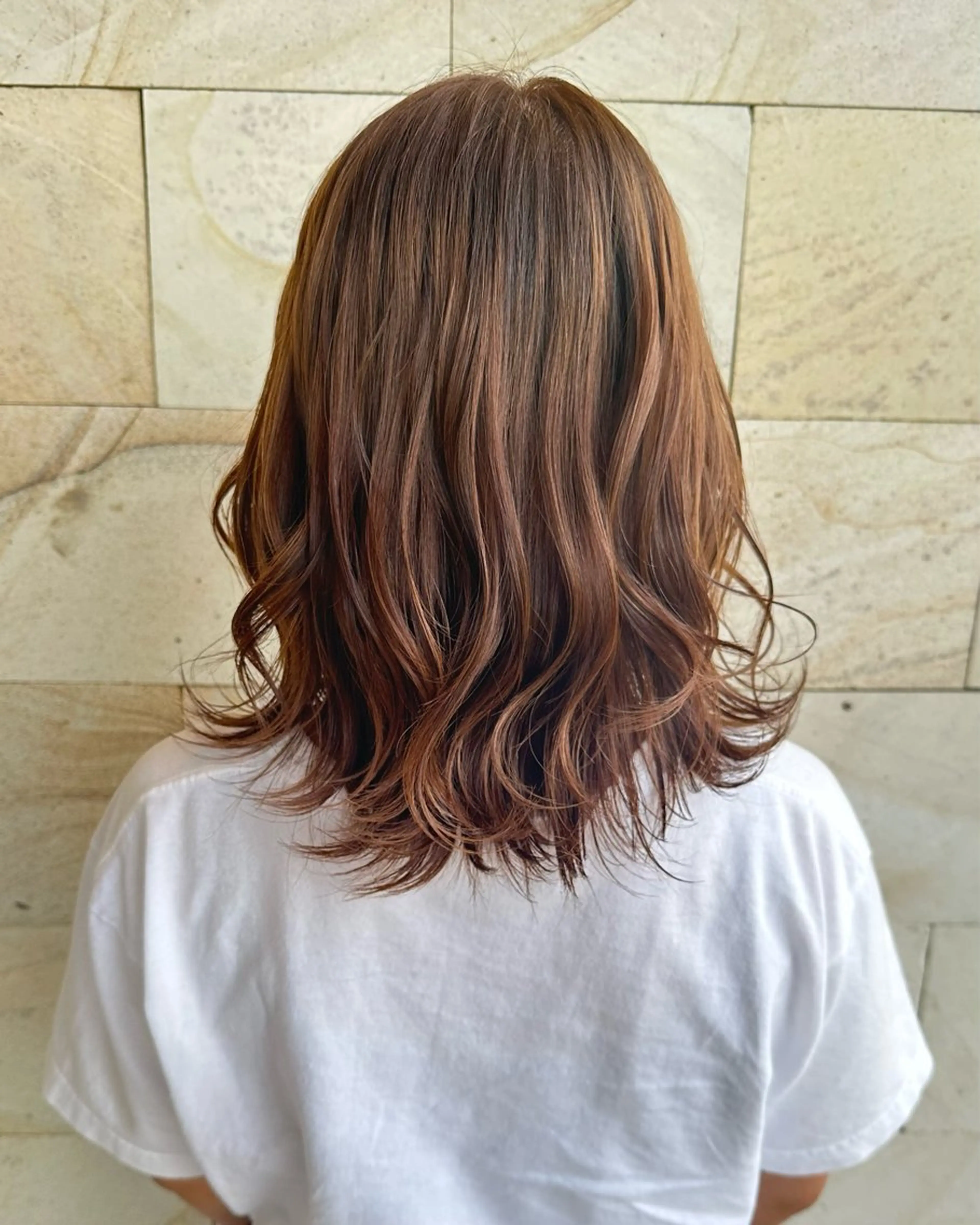 カラー 🌼東 佳那美🌼のヘアスタイル