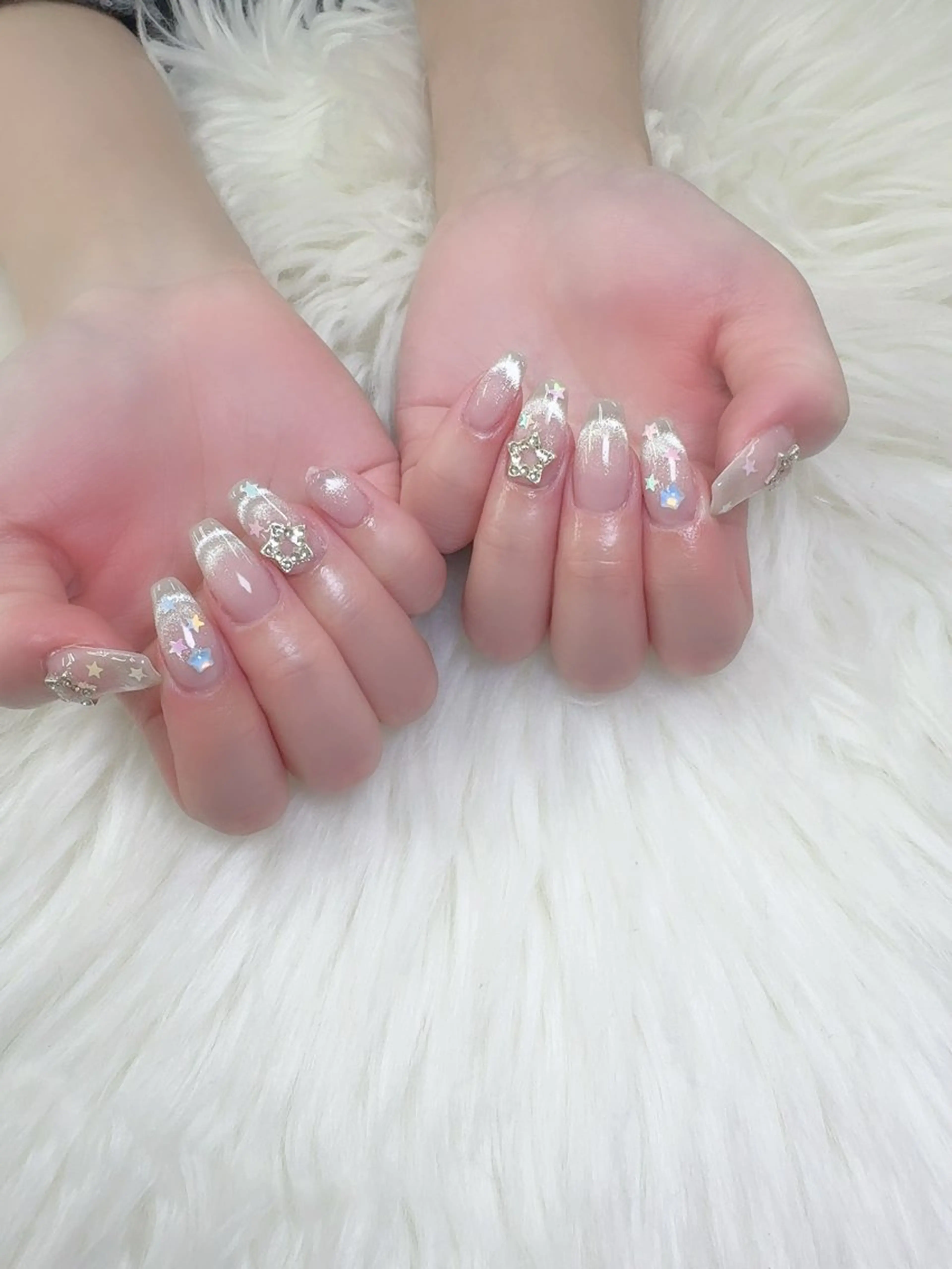 ネイル フレンチネイル 韓国ネイル マグネットネイル ニュアンスネイル オフィスネイル ハンドネイル Mlan Nailのネイルデザイン