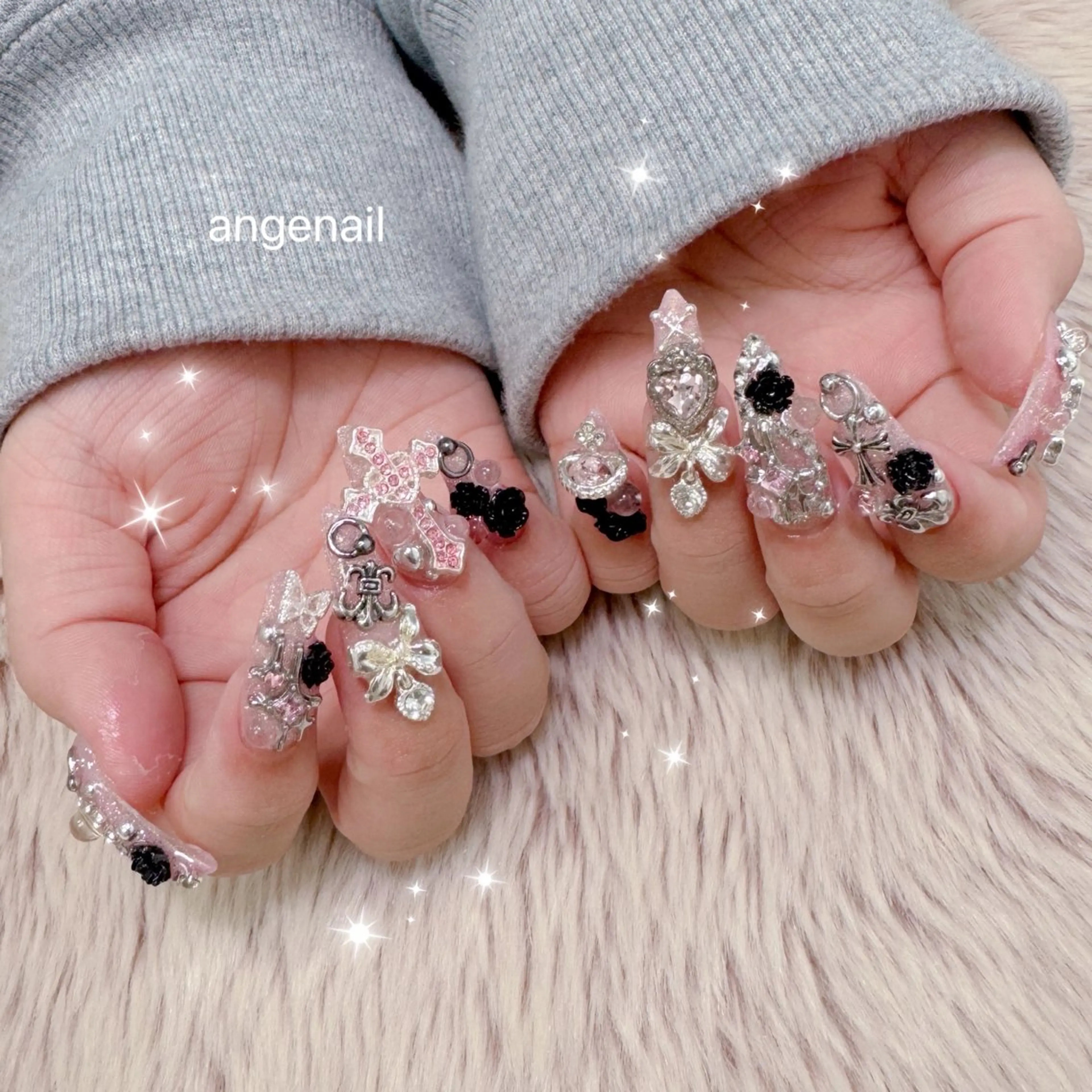 ネイル ハンドネイル オーナーネイリスト MAKIのネイルデザイン