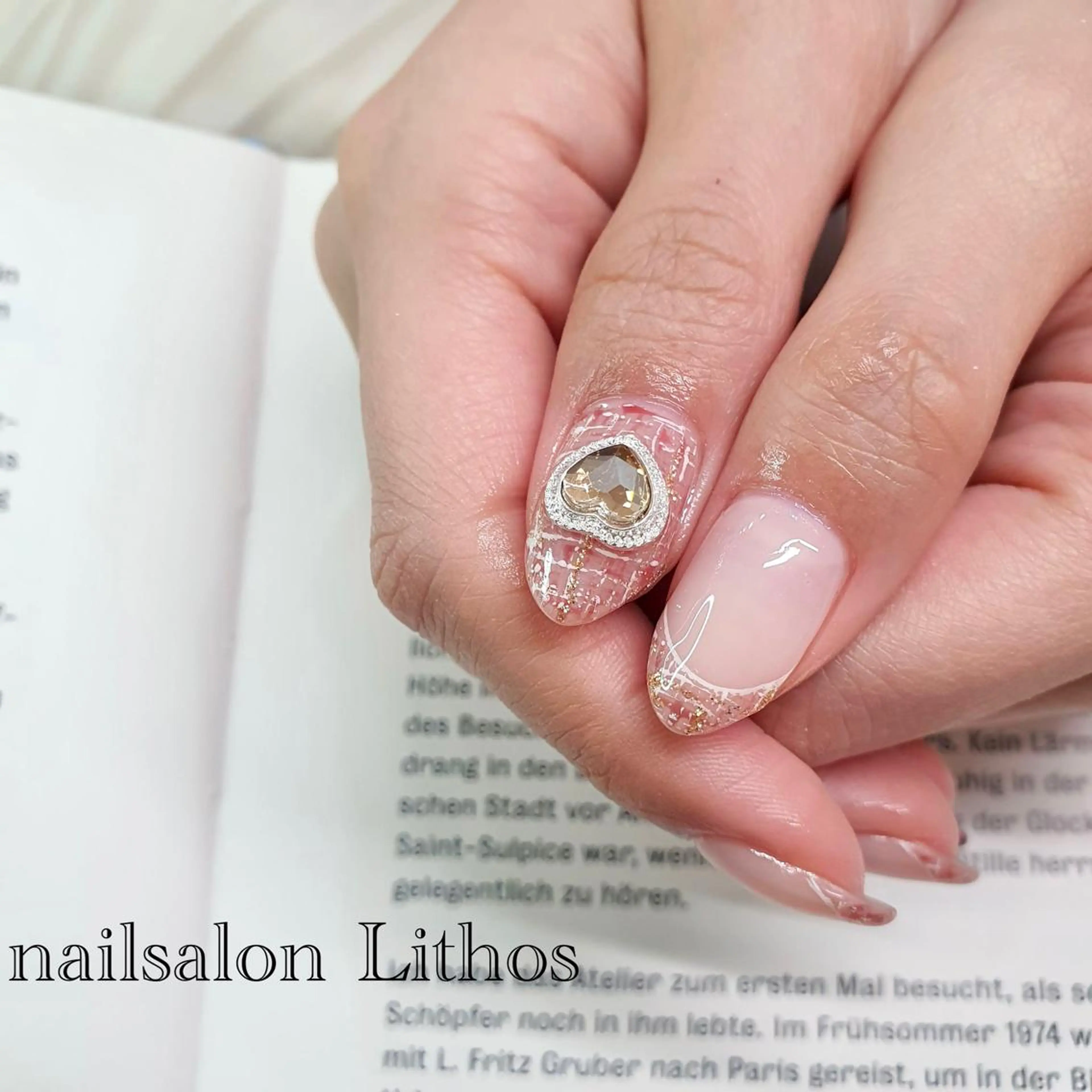 ネイル ツイードネイル ハンドネイル nailsalon Lithos所属・nailsalon Recontreのネイルデザイン