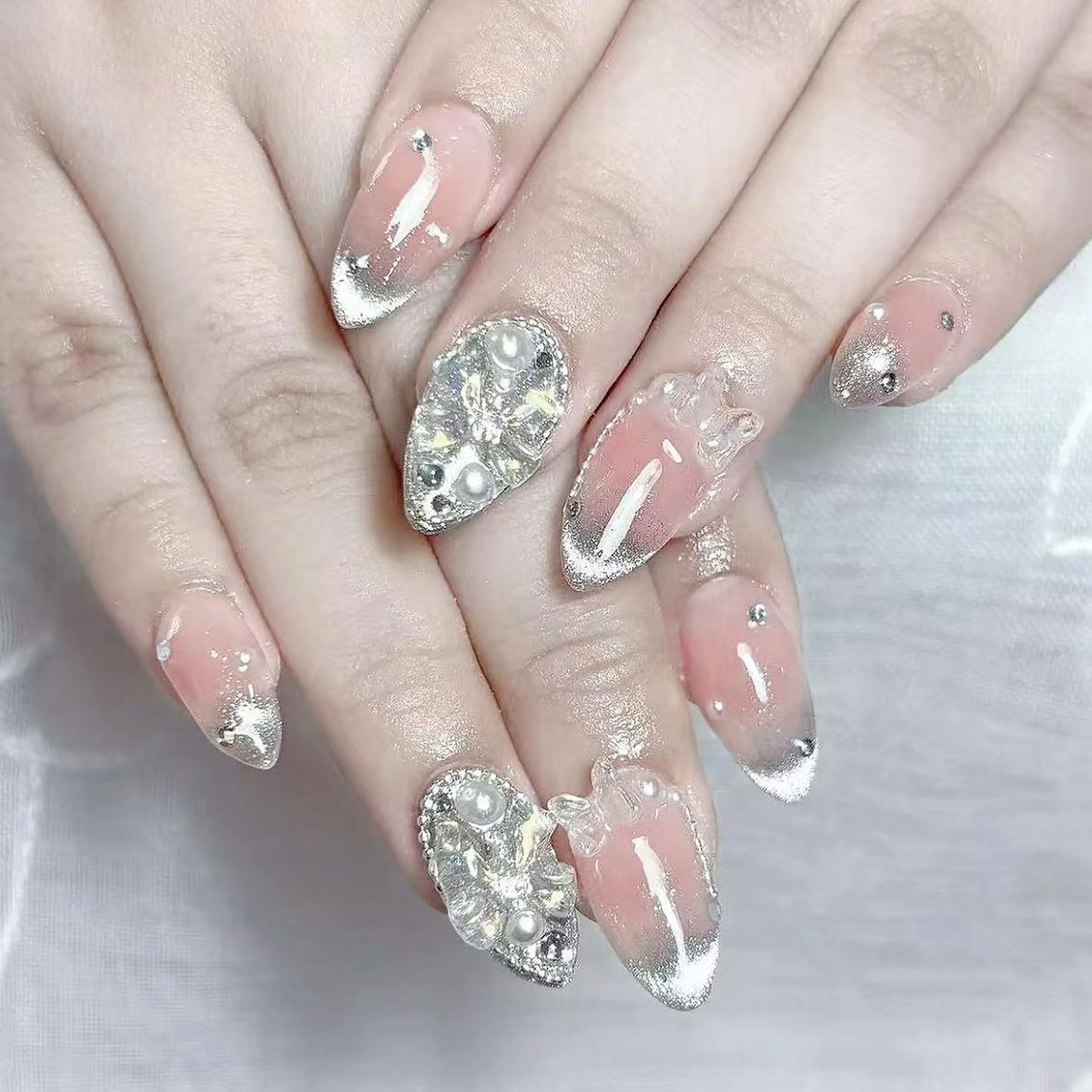 ネイル ハンドネイル ハンドケア DEMAIN- 🌹のネイルデザイン