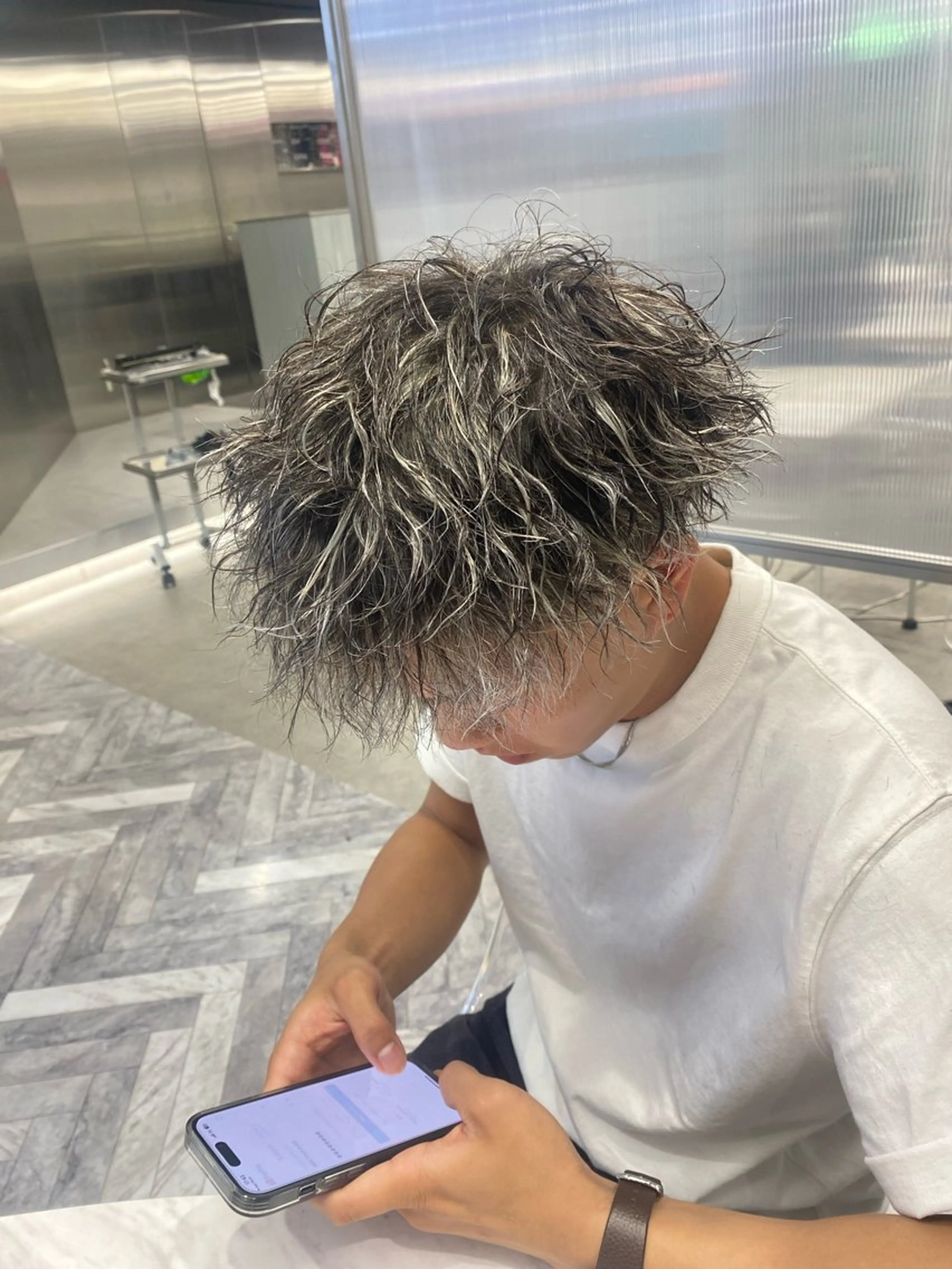 カラー パーマ メンズ カット ヘアカラー パーマ シャドウパーマ/ スパイキーショートのヘアスタイル
