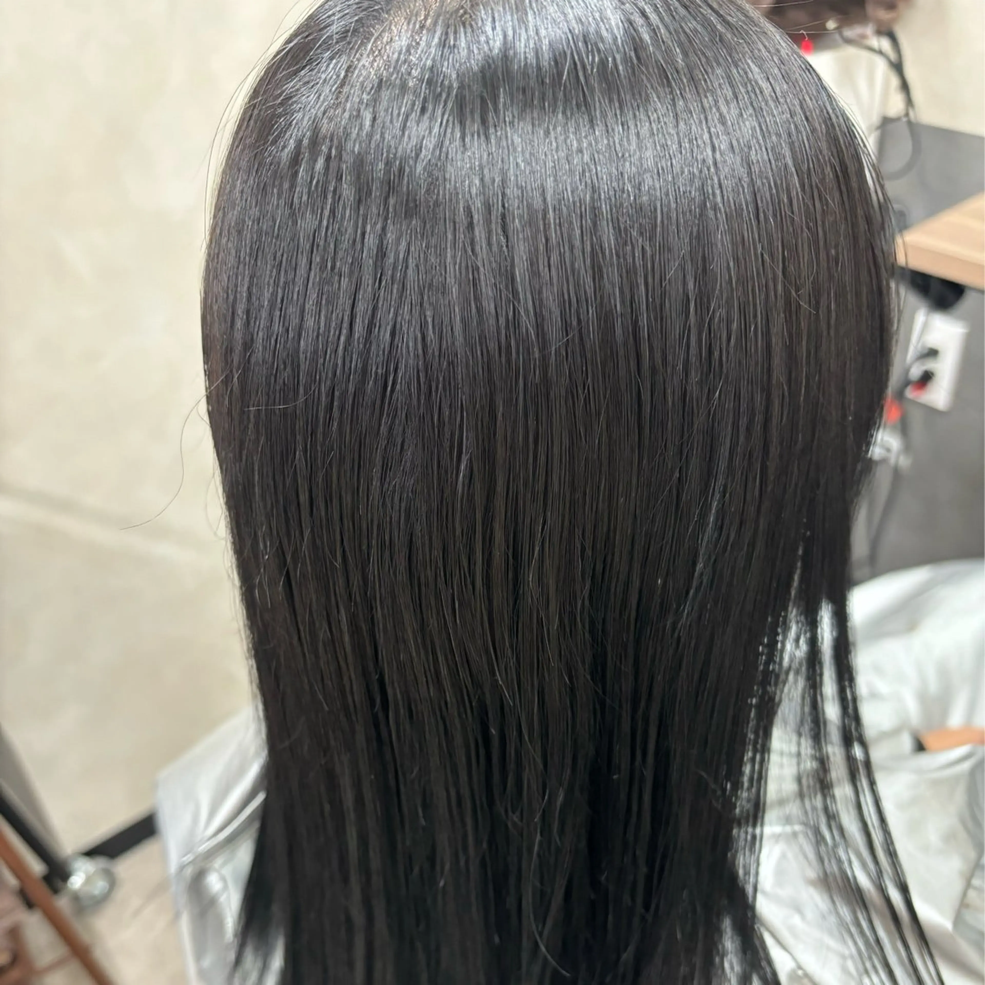 セミロング カラー カット ヘアカラー トリートメント 竹内 滉太のヘアスタイル