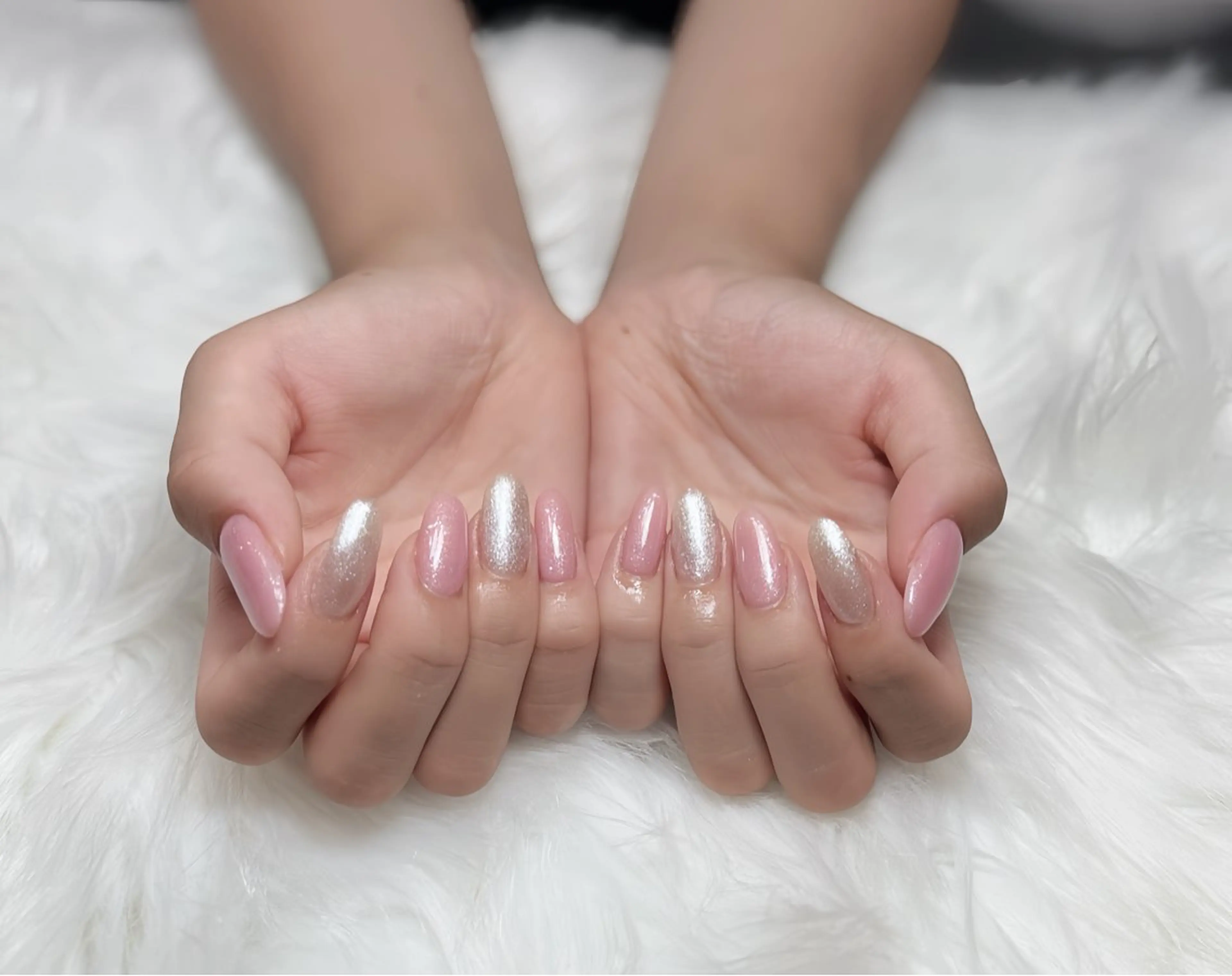ネイル オーロラネイル チークネイル フットネイル フレンチネイル ジェルネイル ハンドネイル Moana Nailsのネイルデザイン