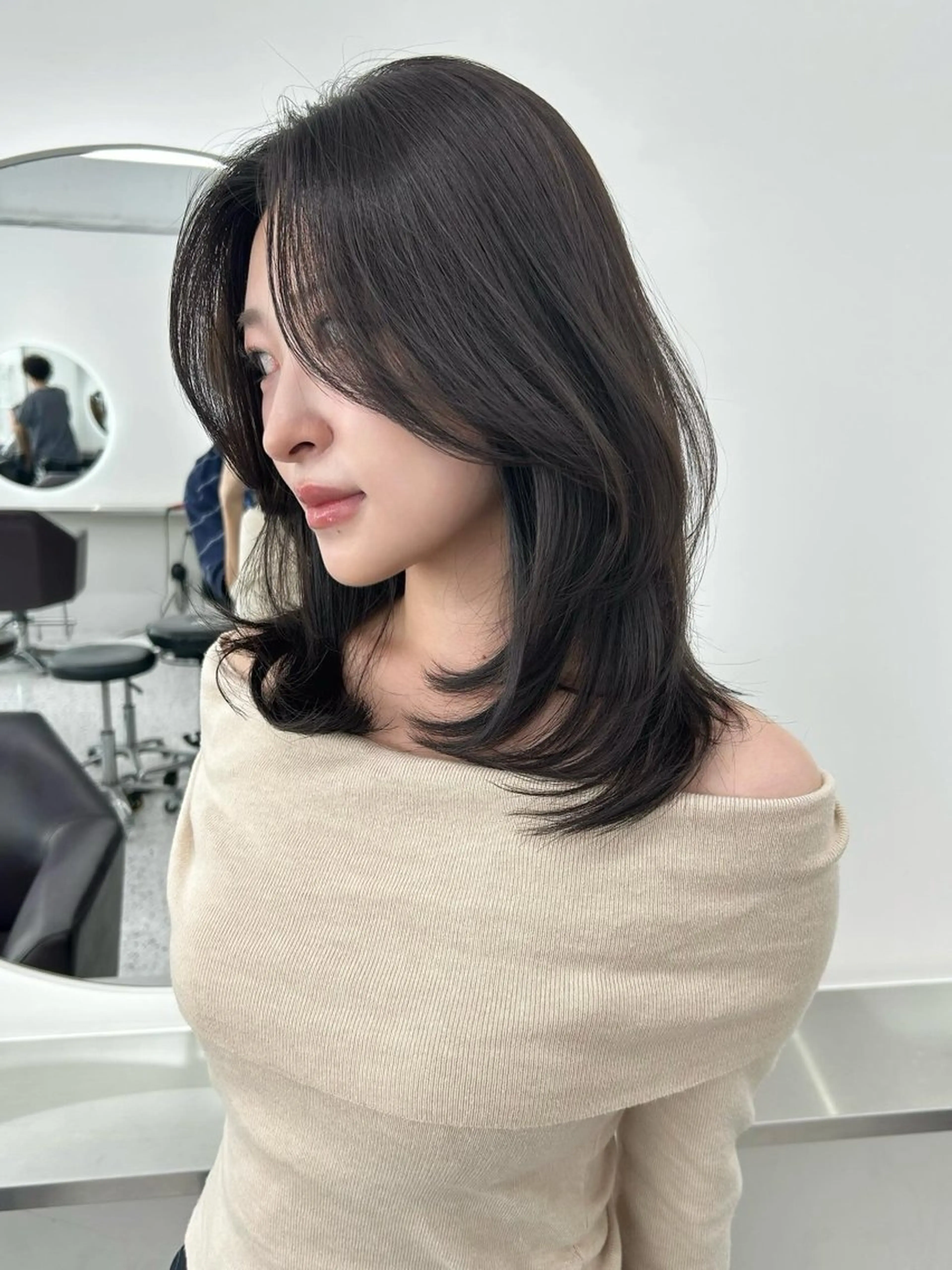 ミディアム カラー 渋谷/駅近/徒歩4分 /生田レイのヘアスタイル
