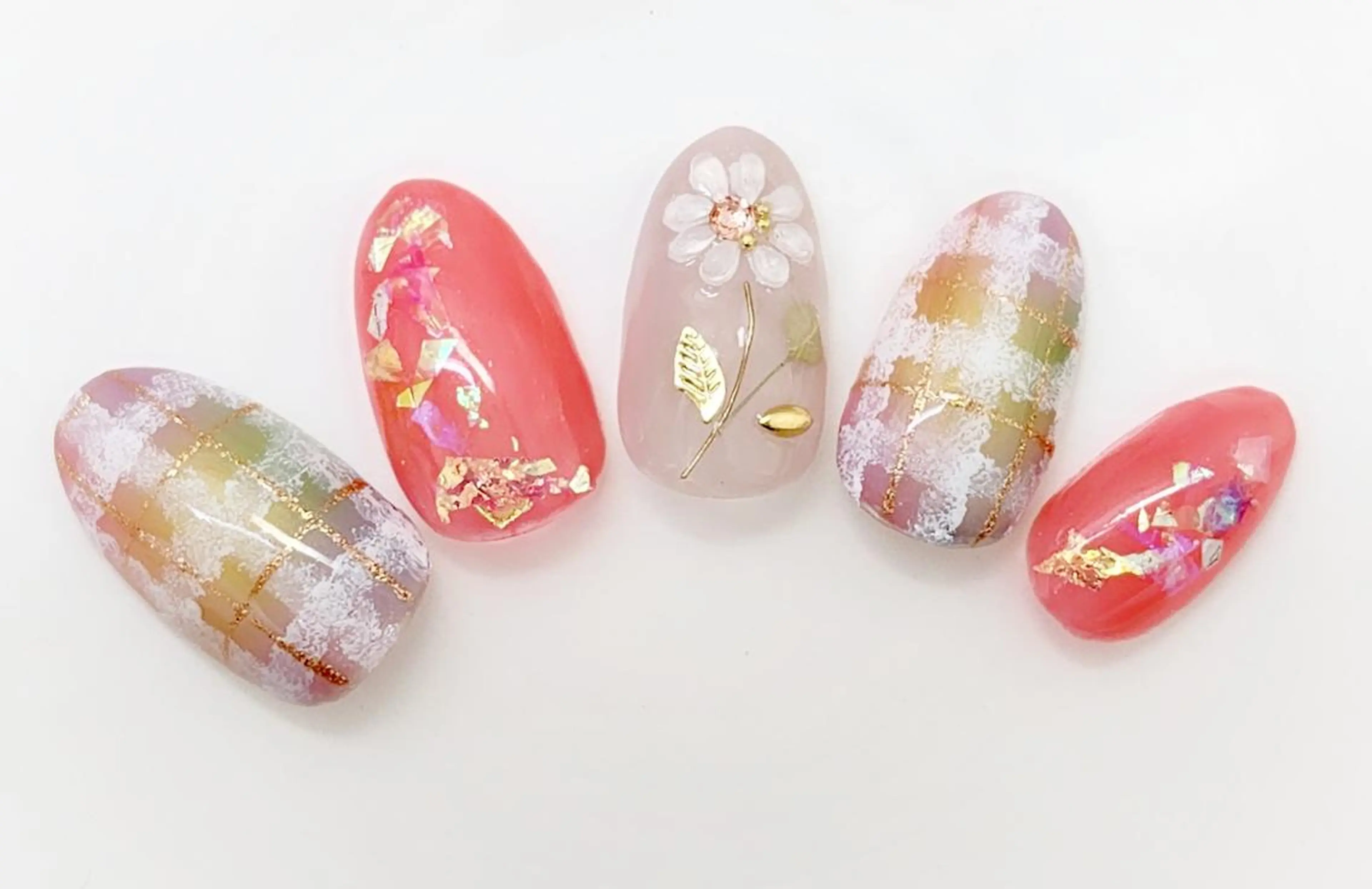 ネイル Kurara Sawadaのネイルデザイン
