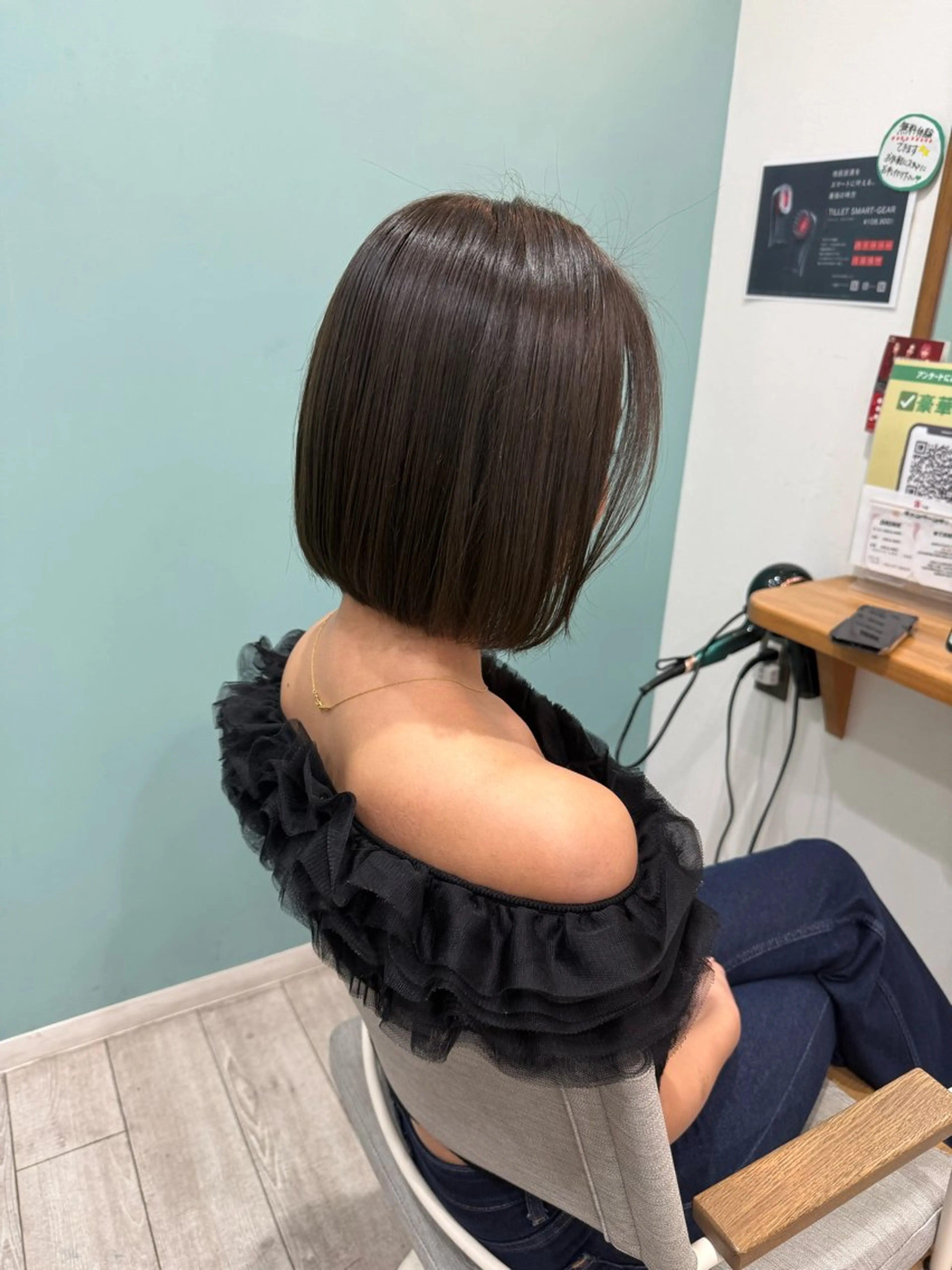 ショート カラー ブラウンカラー オリーブブラウン ヘアカラー ozaki konohaのヘアスタイル