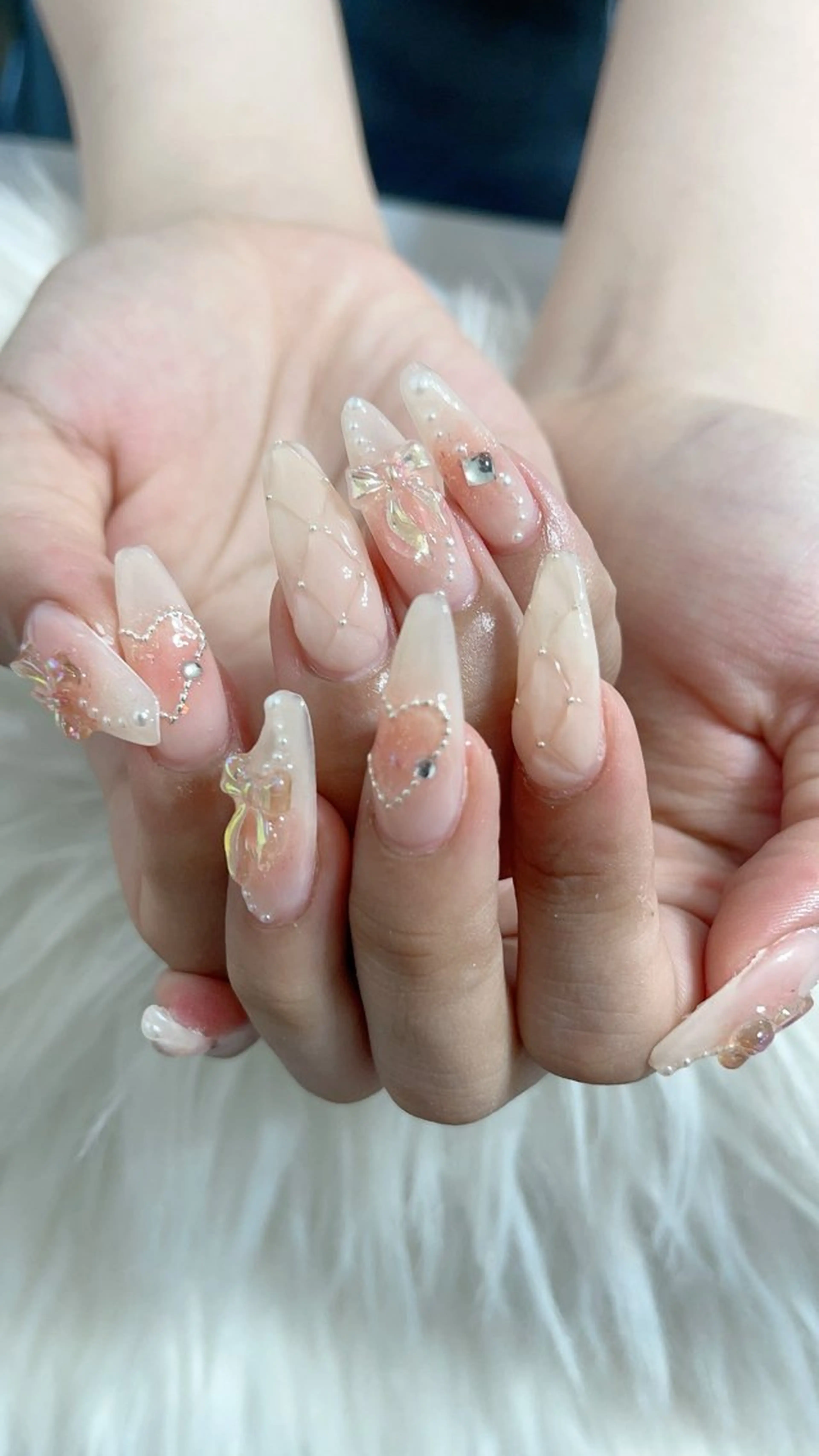 ネイル ハンドネイル 菲菲ネイルサロン所属・FF フィフィネイルサロンのネイルデザイン