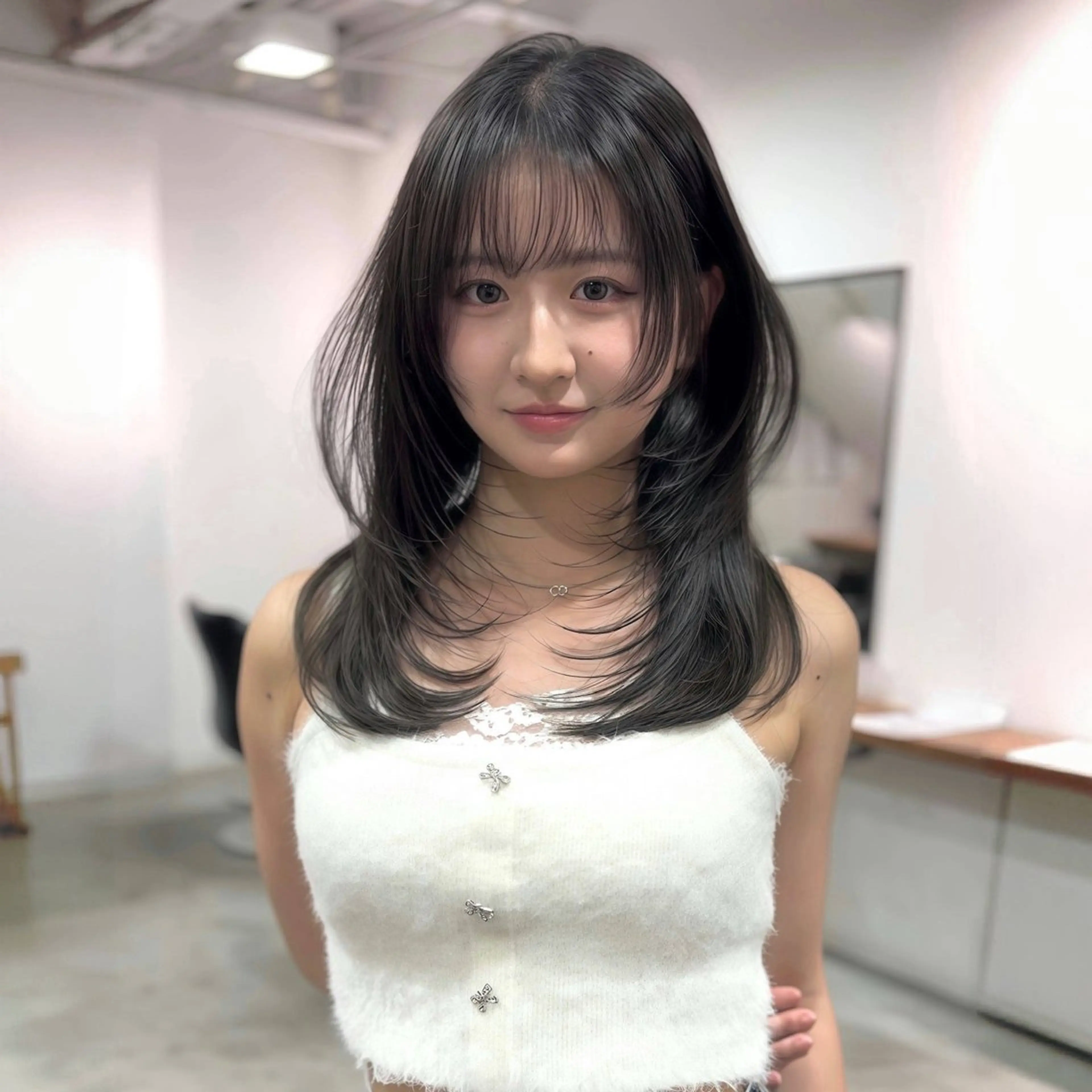 ミディアム レイヤーカット カット ヘアカラー トリートメント chorule 所沢プロぺ通り店所属・高野 恭佑のヘアスタイル