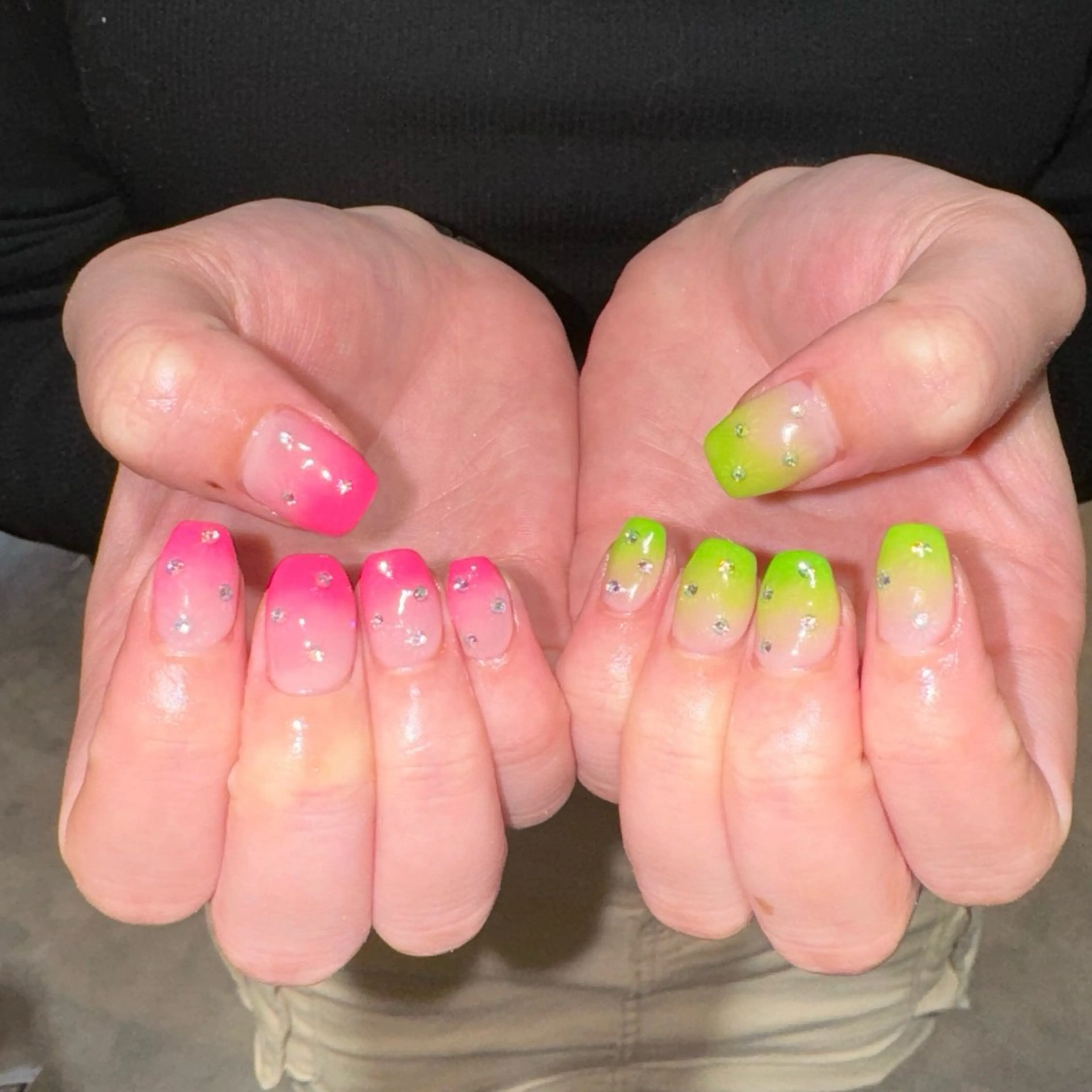 ネイル ハンドネイル 🍒 akariのネイルデザイン