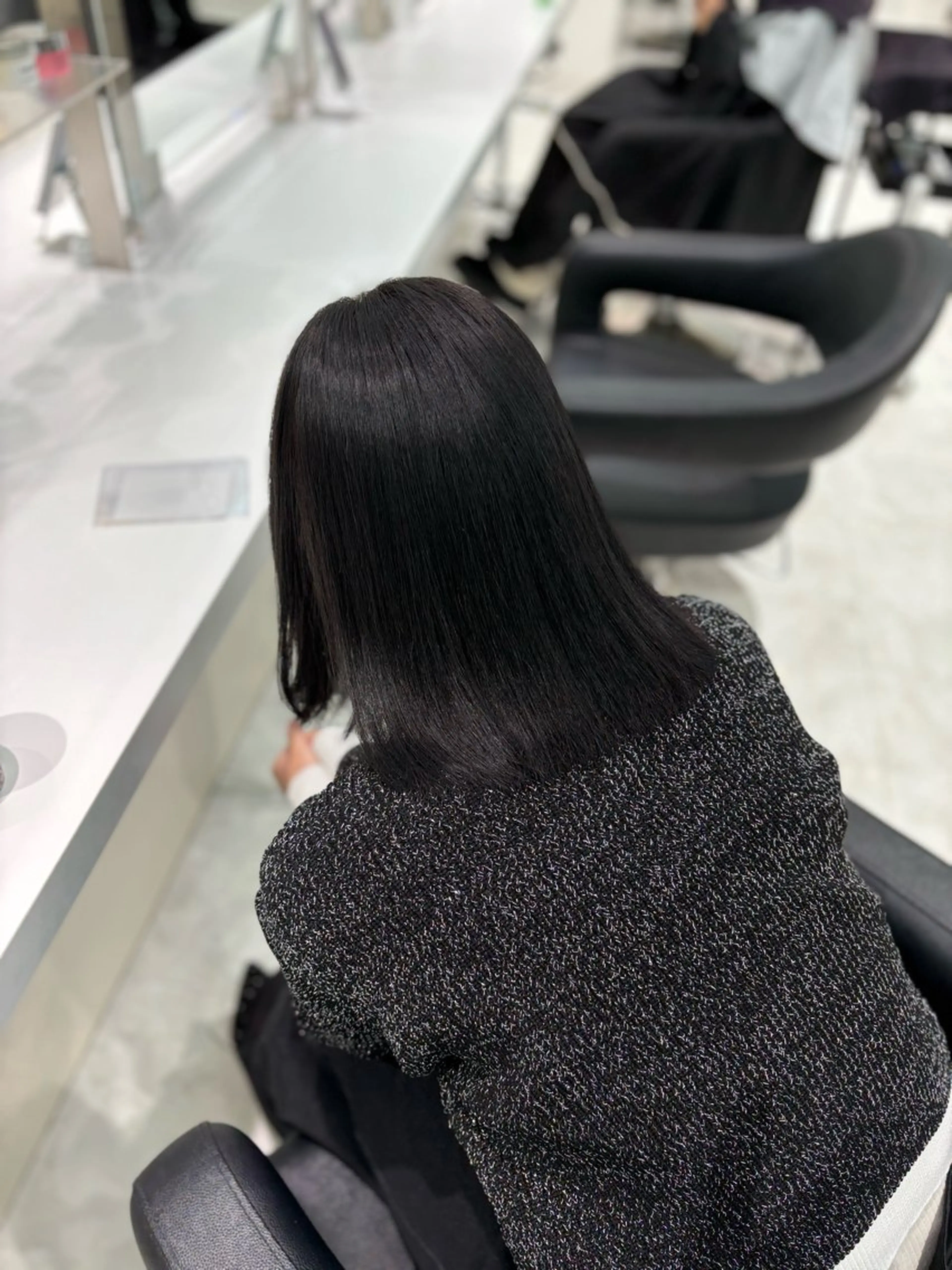 ロング カラー ヘアカラー トリートメント ヘッドスパ ヘアセット 🤍透明感カラー ×縮毛矯正🤍ゆうのヘアスタイル