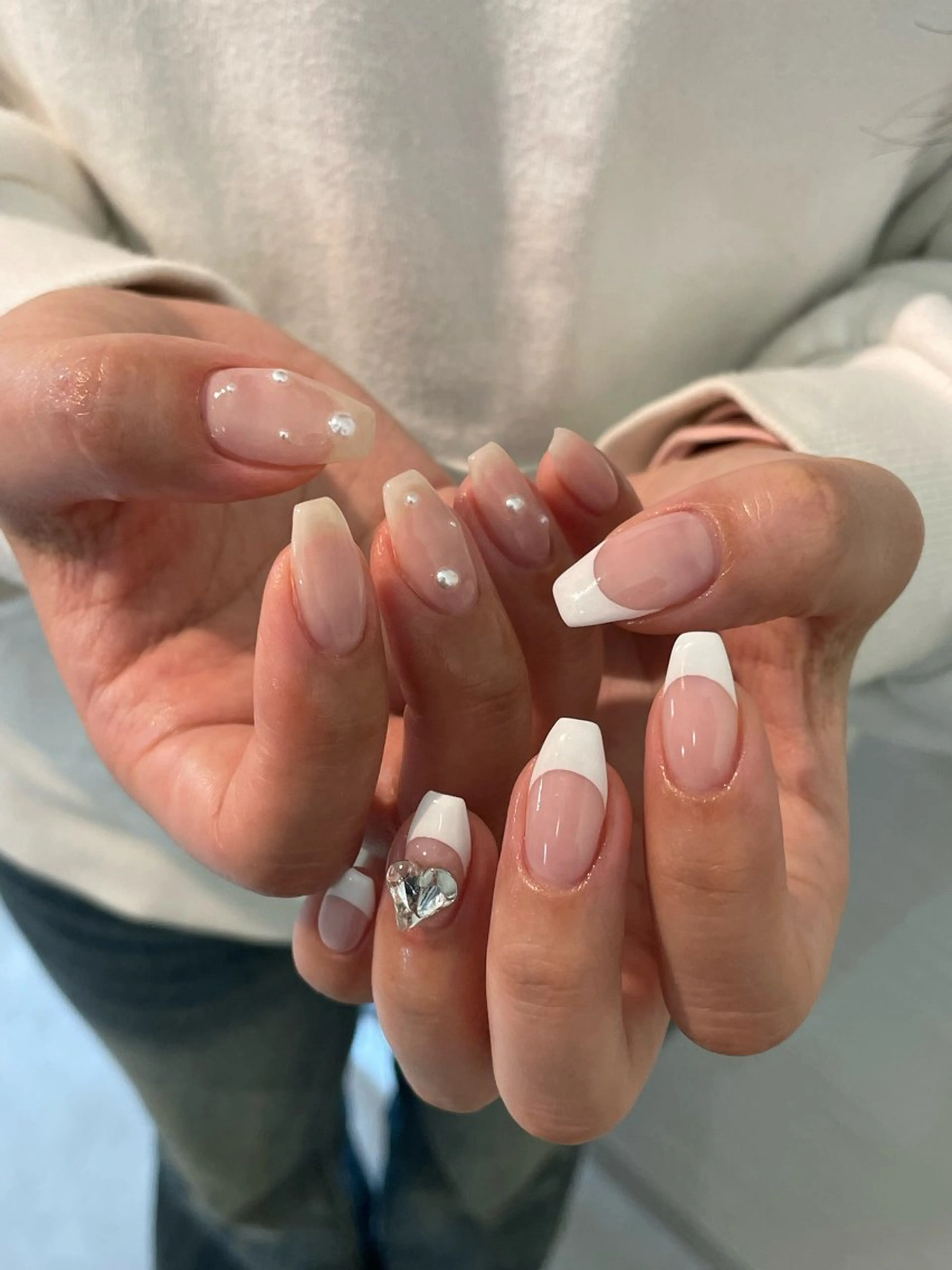 ネイル フラワーネイル フレンチネイル ジェルネイル ガーリー ハート nailist. sayaのネイルデザイン