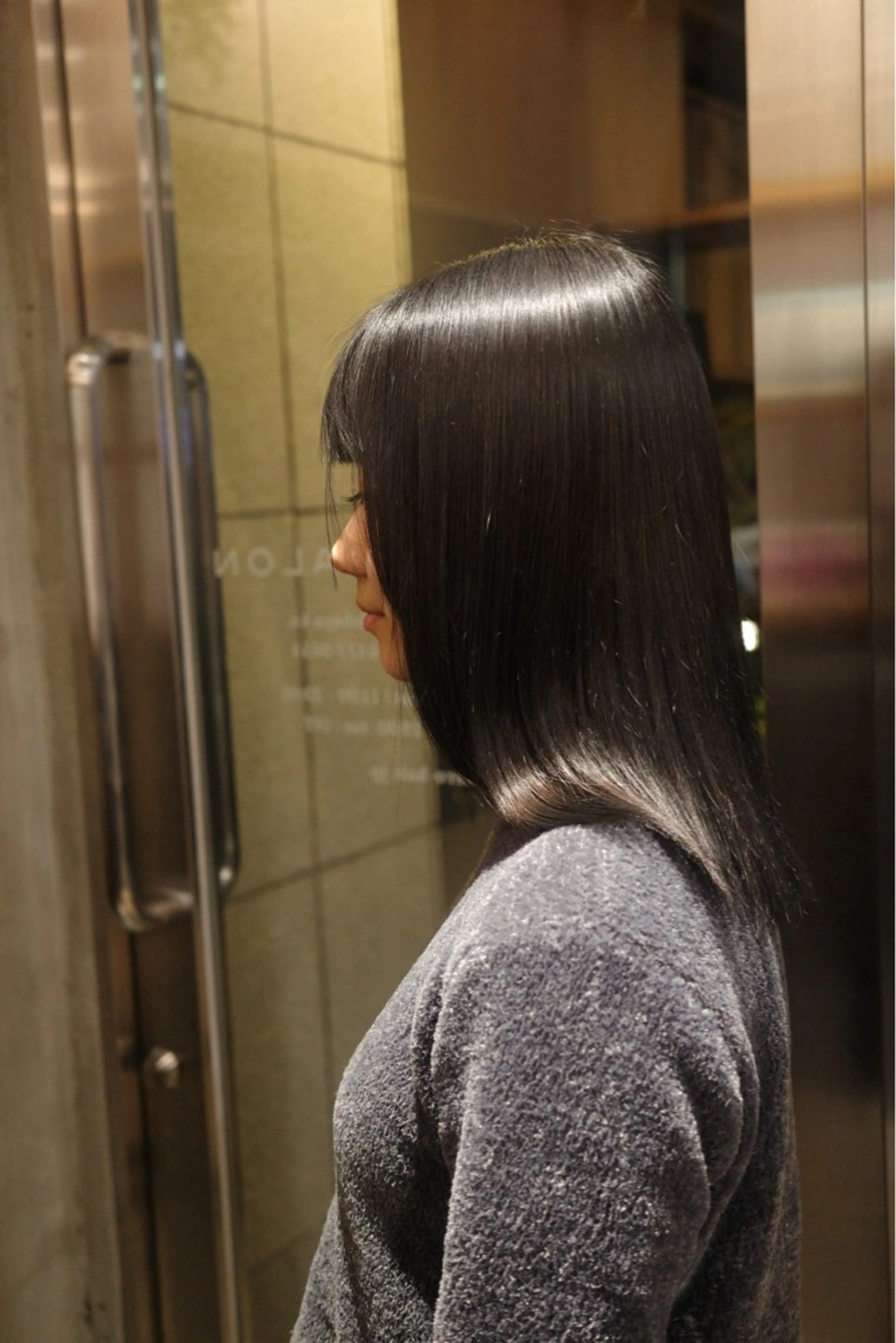 セミロング カラー NERO      HAIR SALON所属・塚本 幸司郎のヘアスタイル