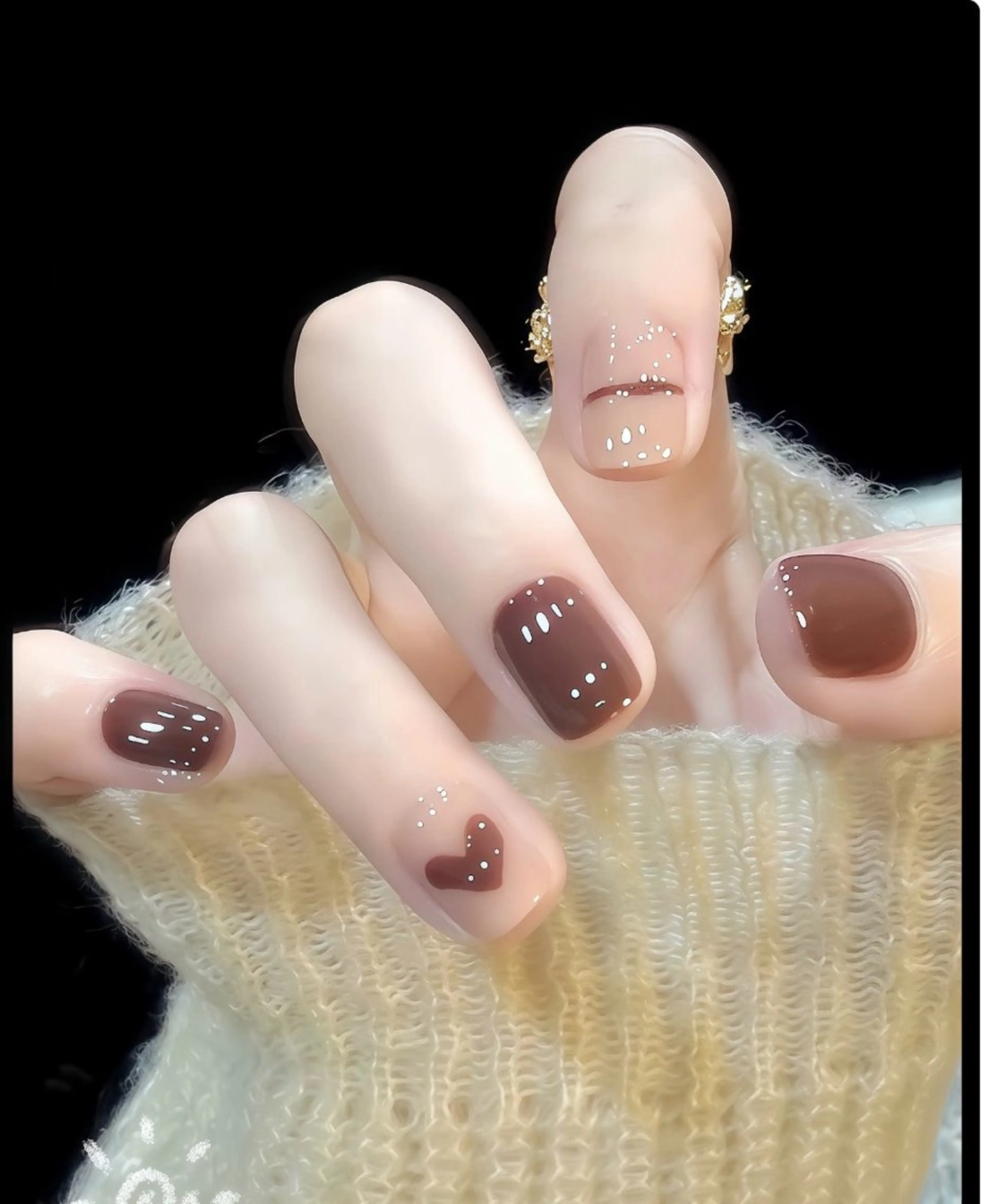 ネイル ハンドネイル ☁️Yun nail KiKi☁️のネイルデザイン