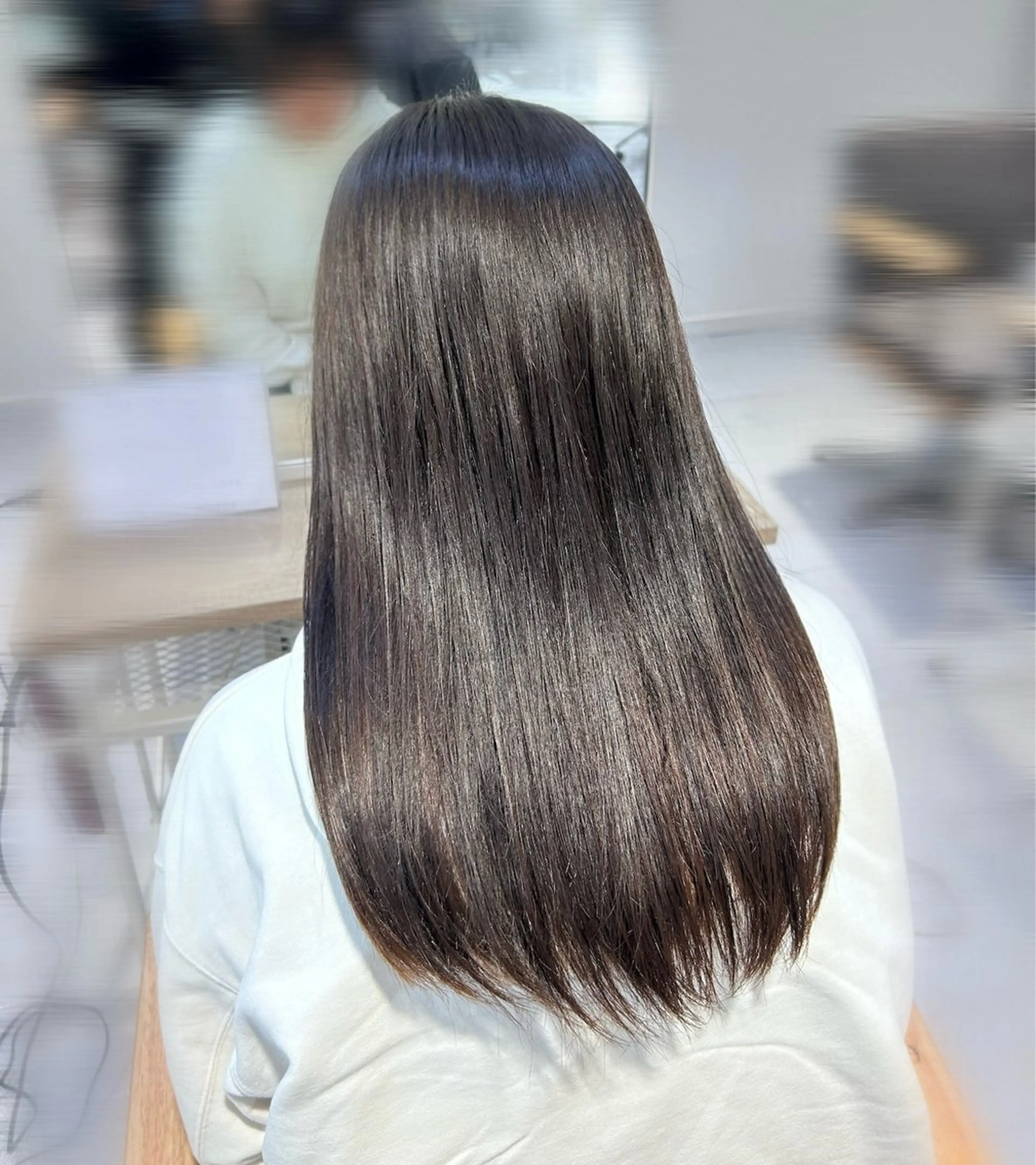 ロング カラー ヘアカラー トリートメント ウルフレイヤー🐺 ヒナ🩶のヘアスタイル