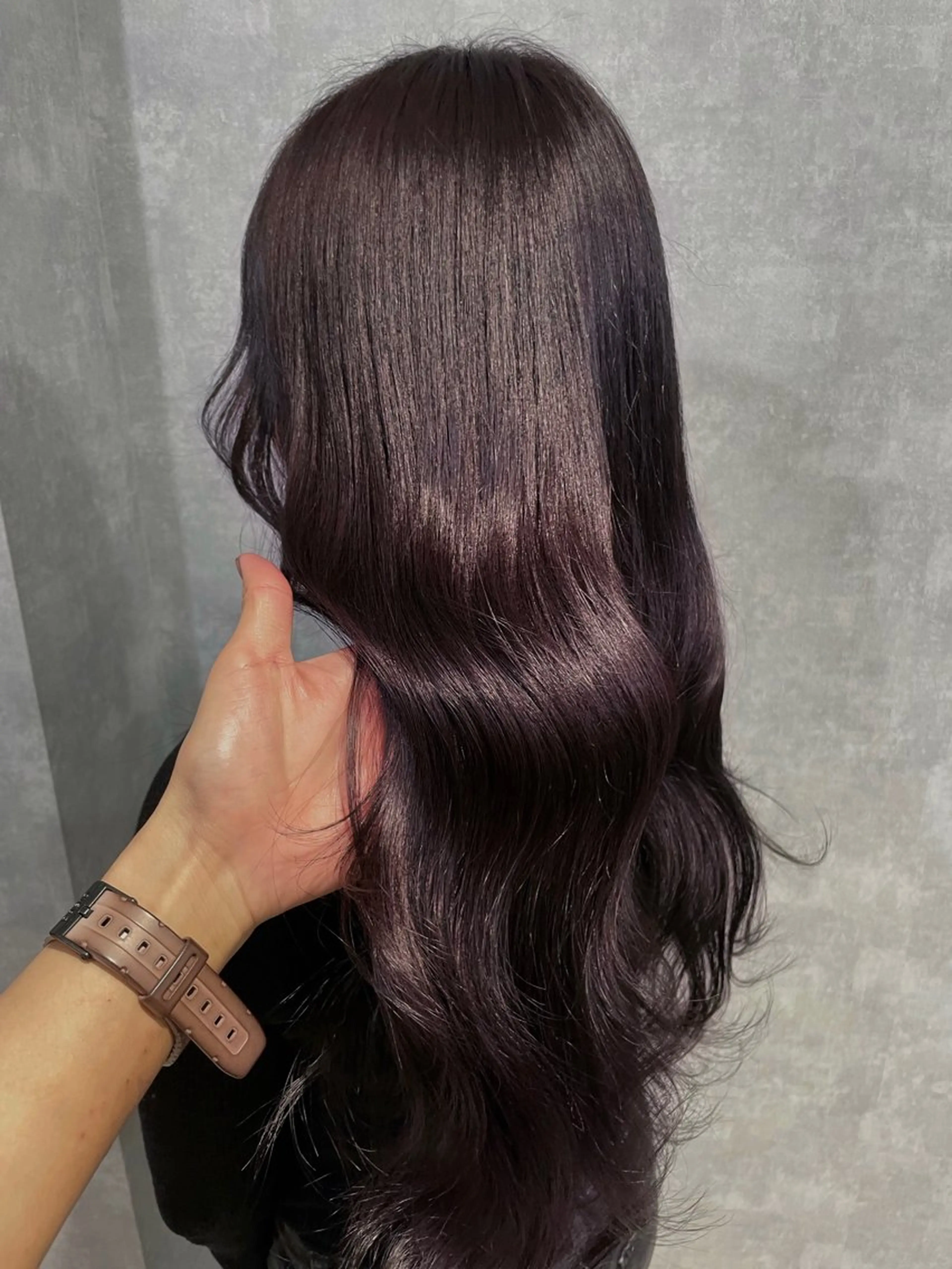 ロング 🌐NATSUMI 🌐【寒色カラー】のヘアスタイル