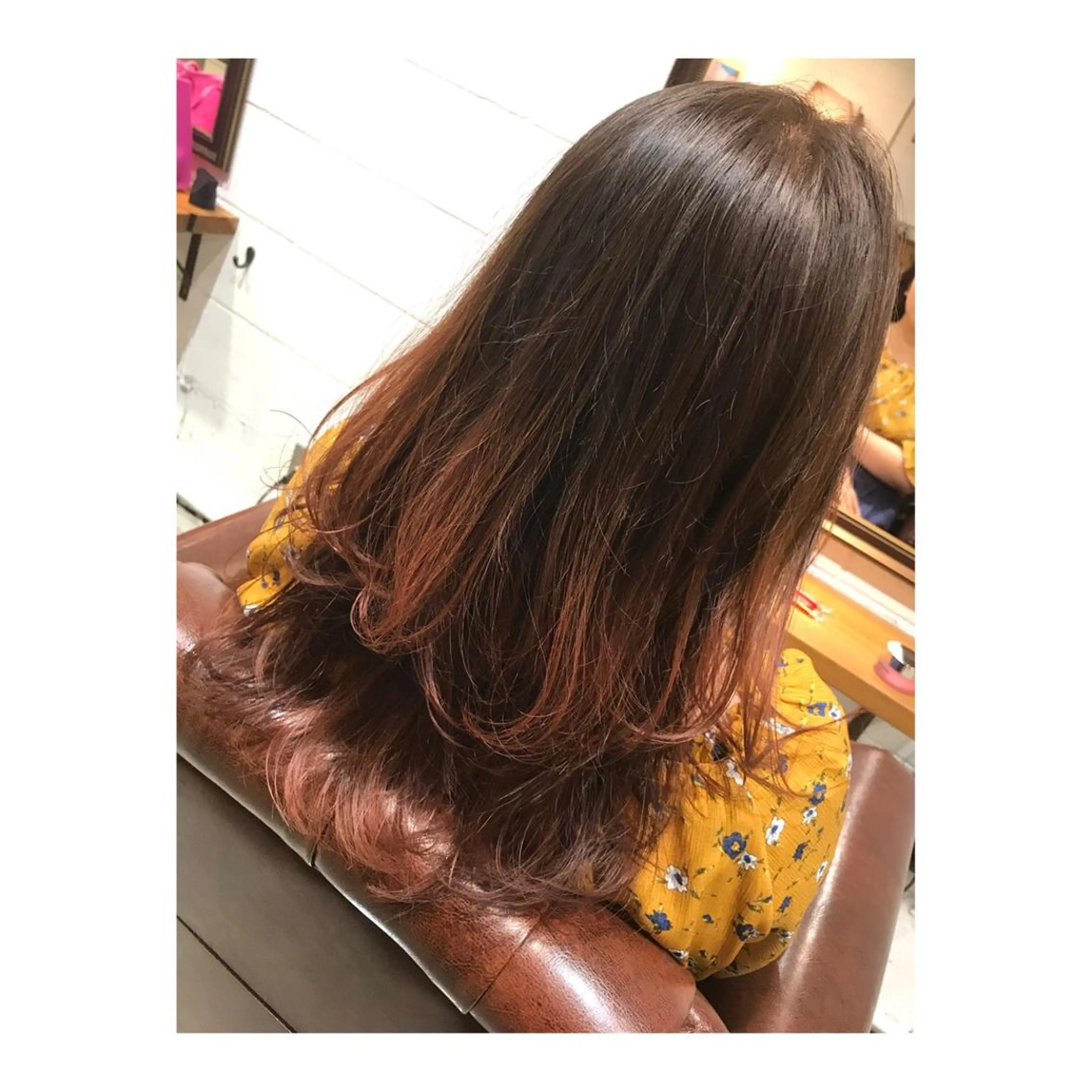 ロング カラー ブラウンカラー チョコレートブラウン グラデーションカラー ピンクカラー レイヤーカット 竹嶌 健吾のヘアスタイル