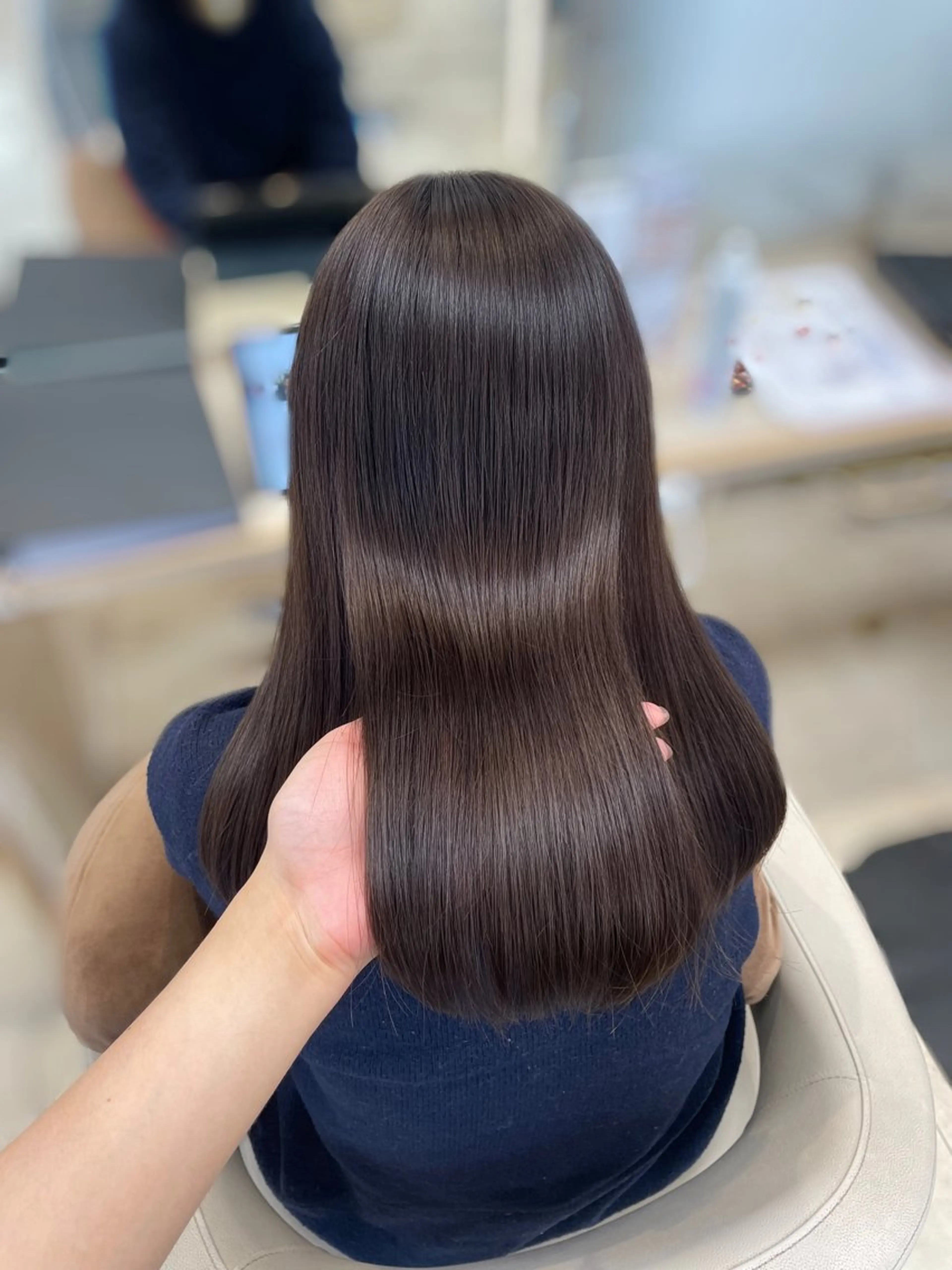 セミロング カラー 透明感ワンカラー 🎀髪質改善/AOのヘアスタイル