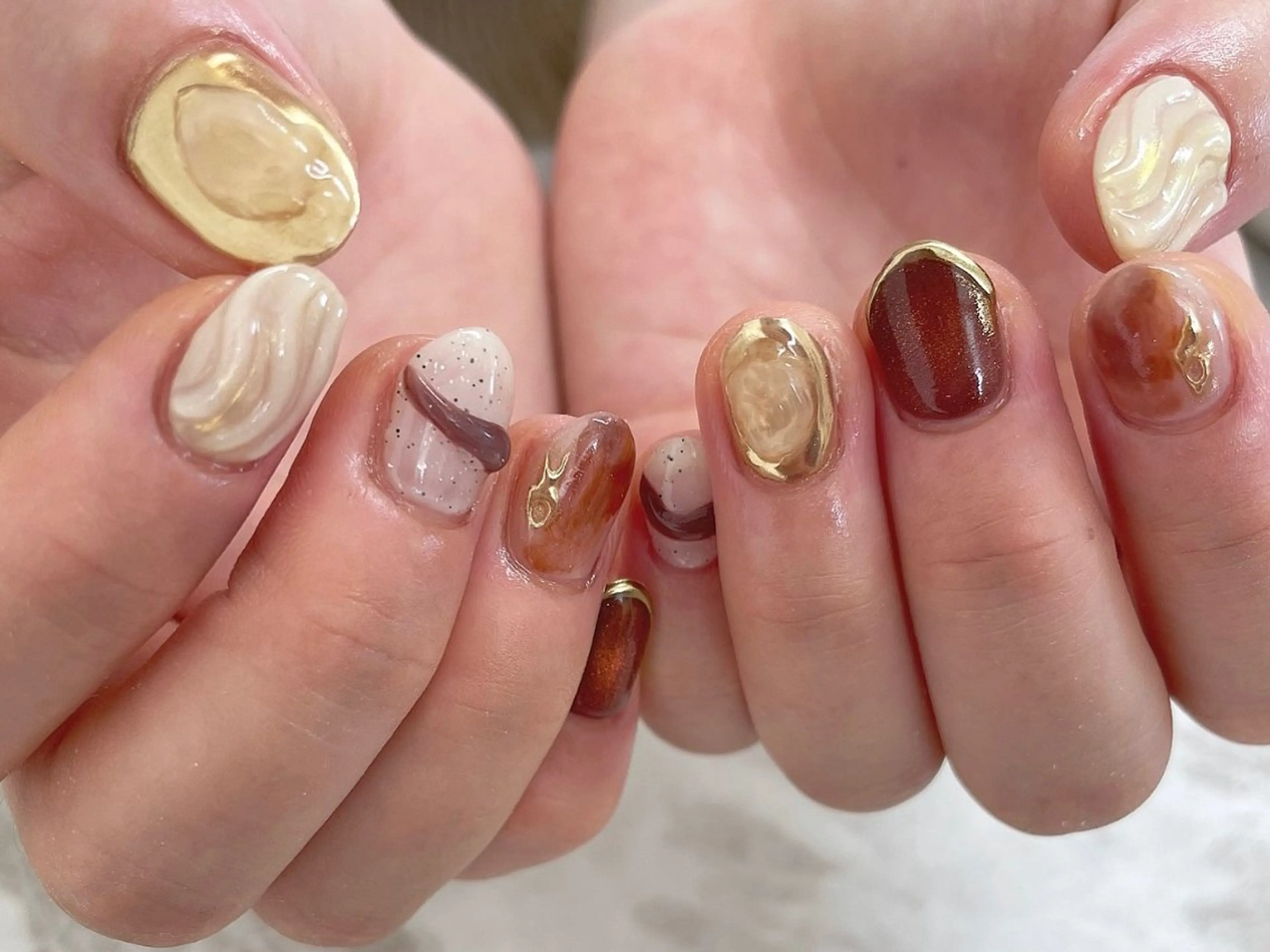 ネイル essence所属・pétit maakoのネイルデザイン