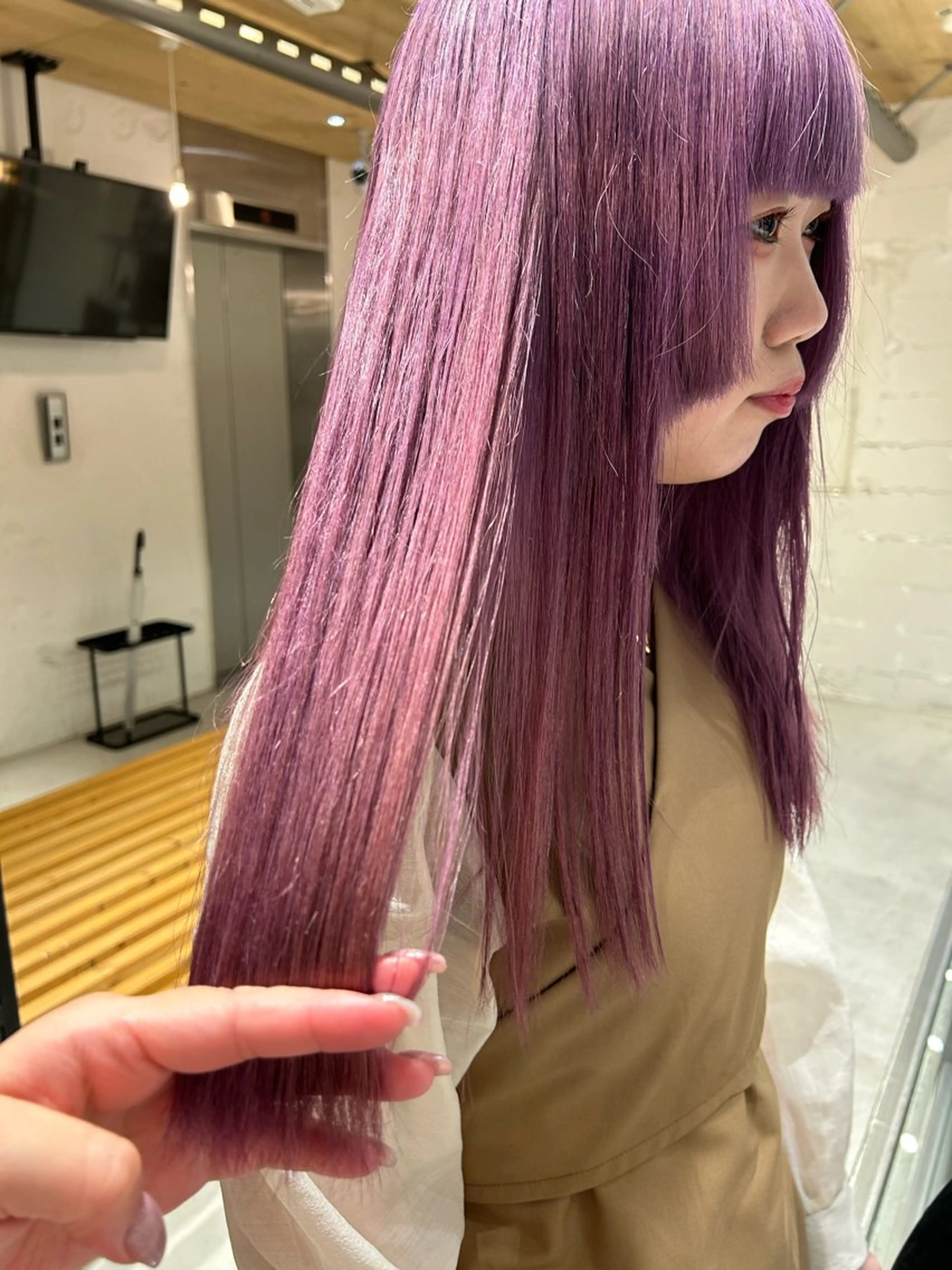 セミロング カラー ヘアカラー ✨ブリーチ特化✨ 💚Acchon💚のヘアスタイル