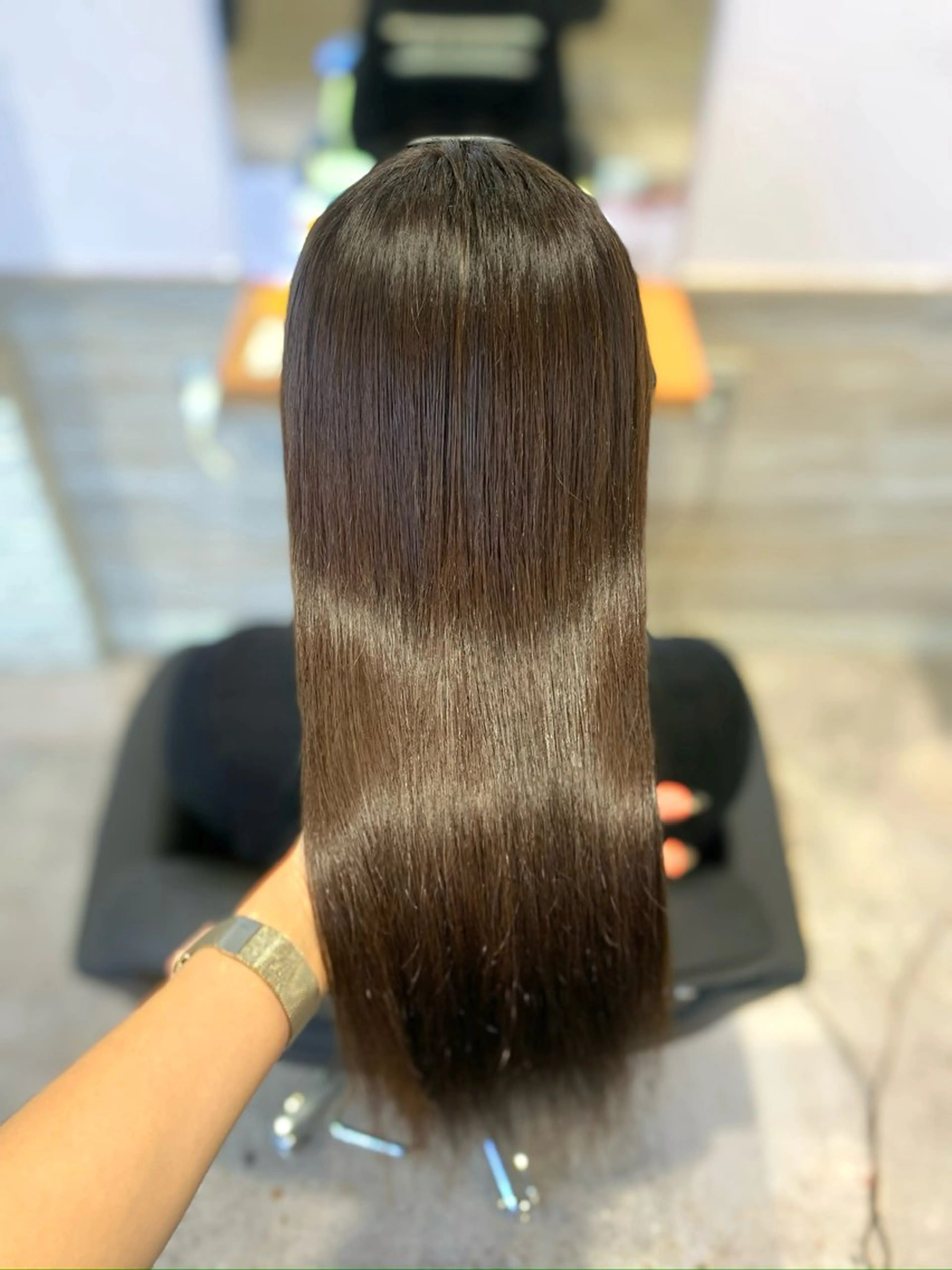 ロング カット ヘアカラー shes茶屋町アリサ 🎀顔周り×韓国風のヘアスタイル