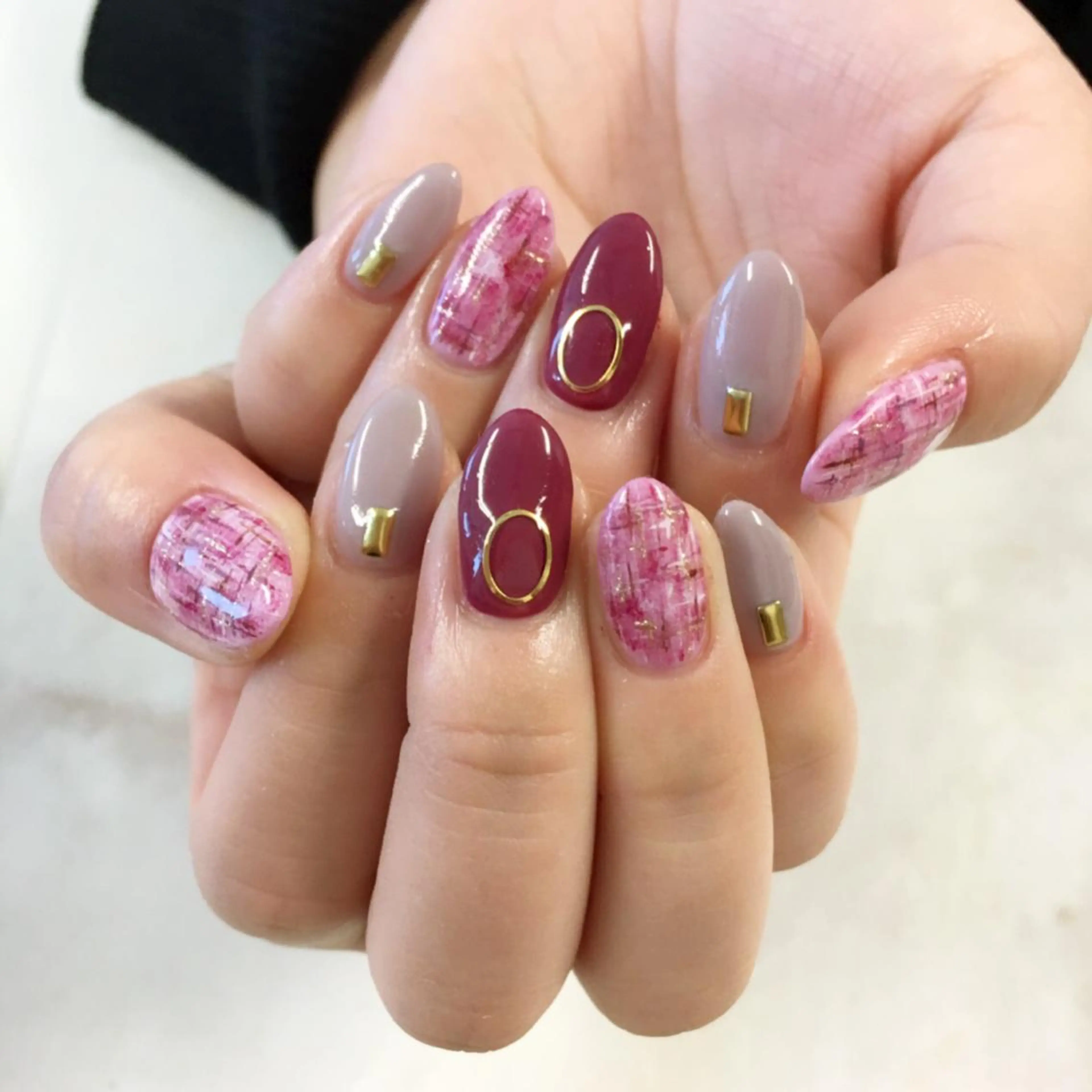 ネイル ツイードネイル SHINE NAILのネイルデザイン
