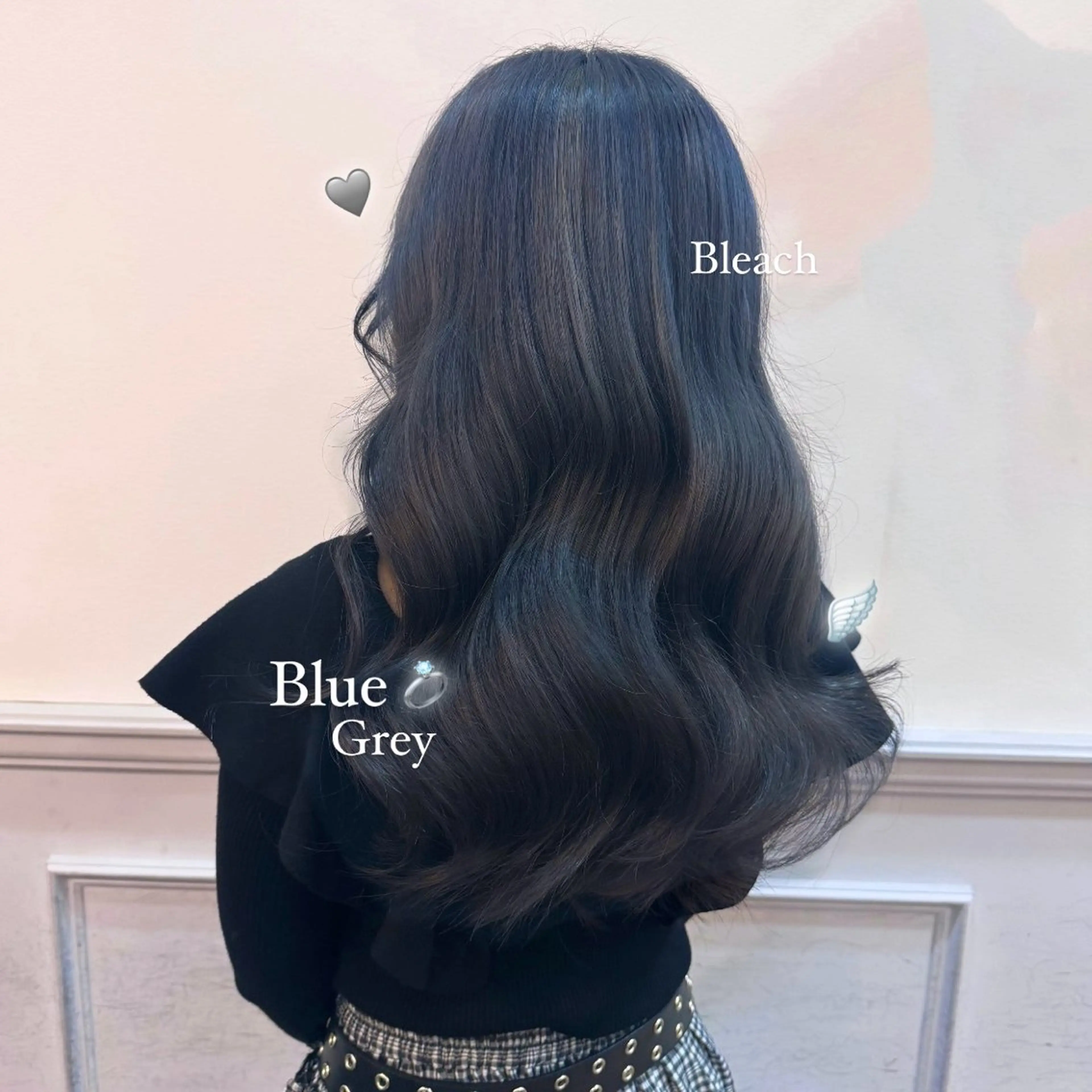 ロング カラー ヘアカラー こすが あかりのヘアスタイル