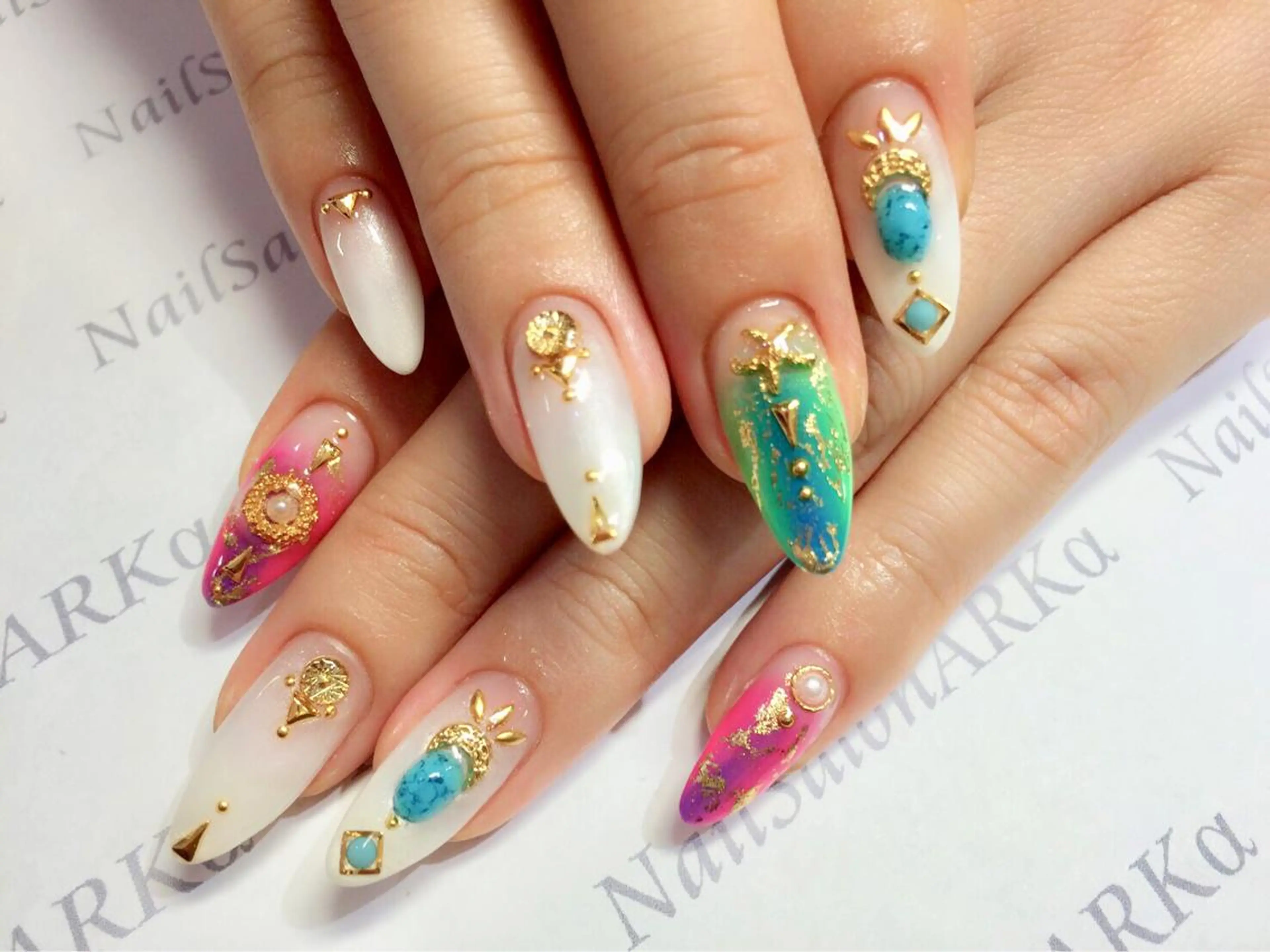 ネイル Nailsalon ARKαのネイルデザイン