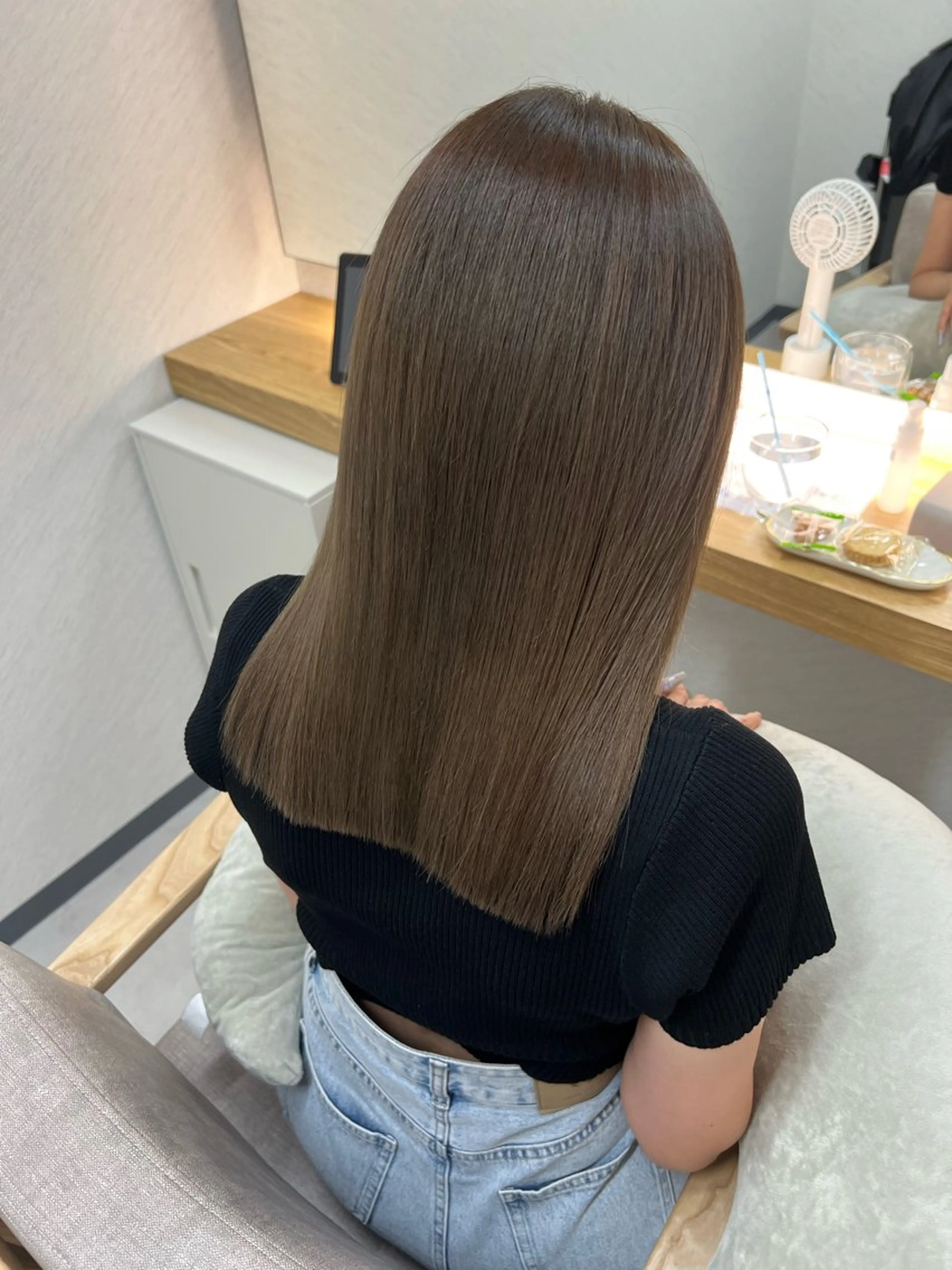 セミロング カラー グレージュ カット ヘアカラー トリートメント ECLART 町田　井口聖也のヘアスタイル