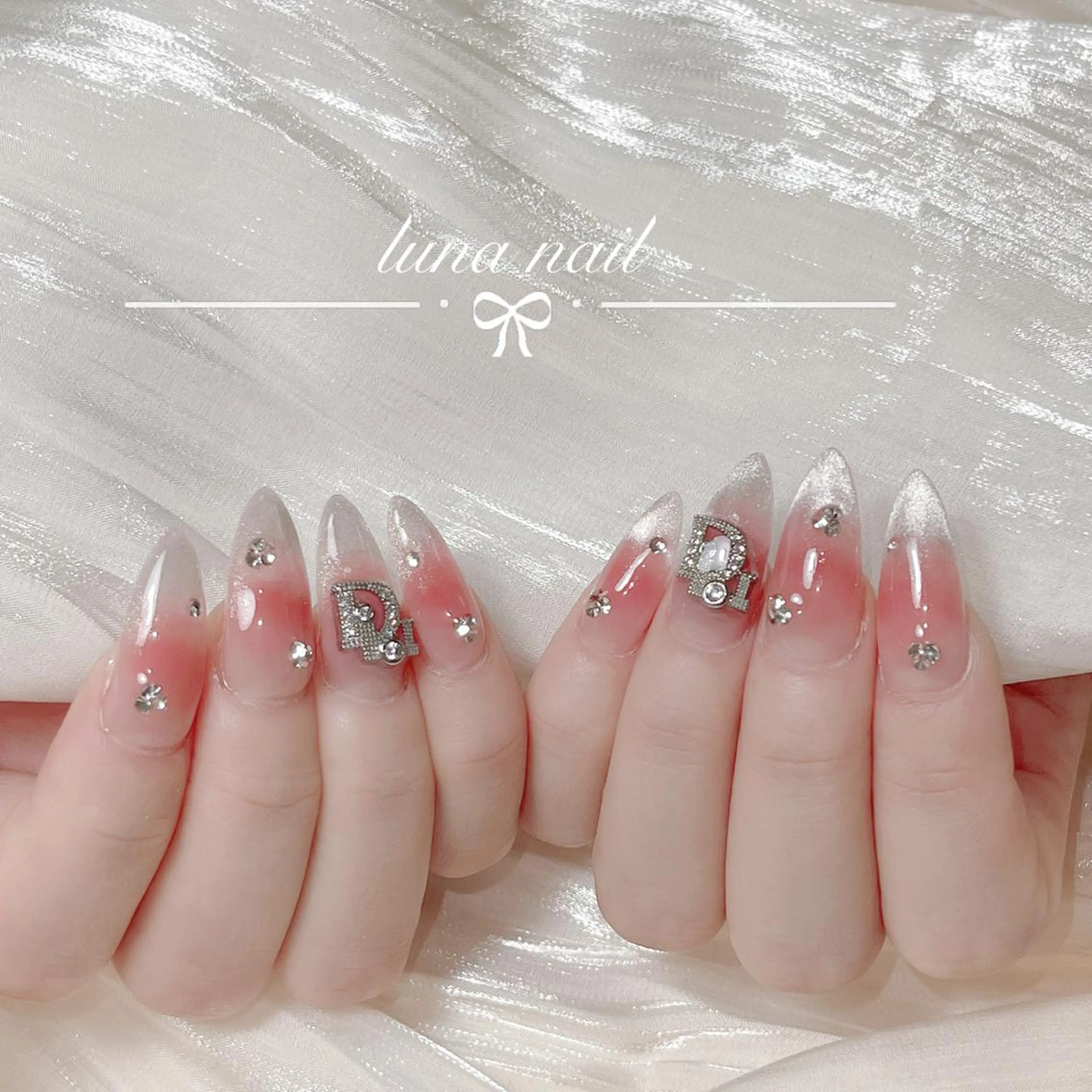 ネイル luna nail ＆eyelashのネイルデザイン