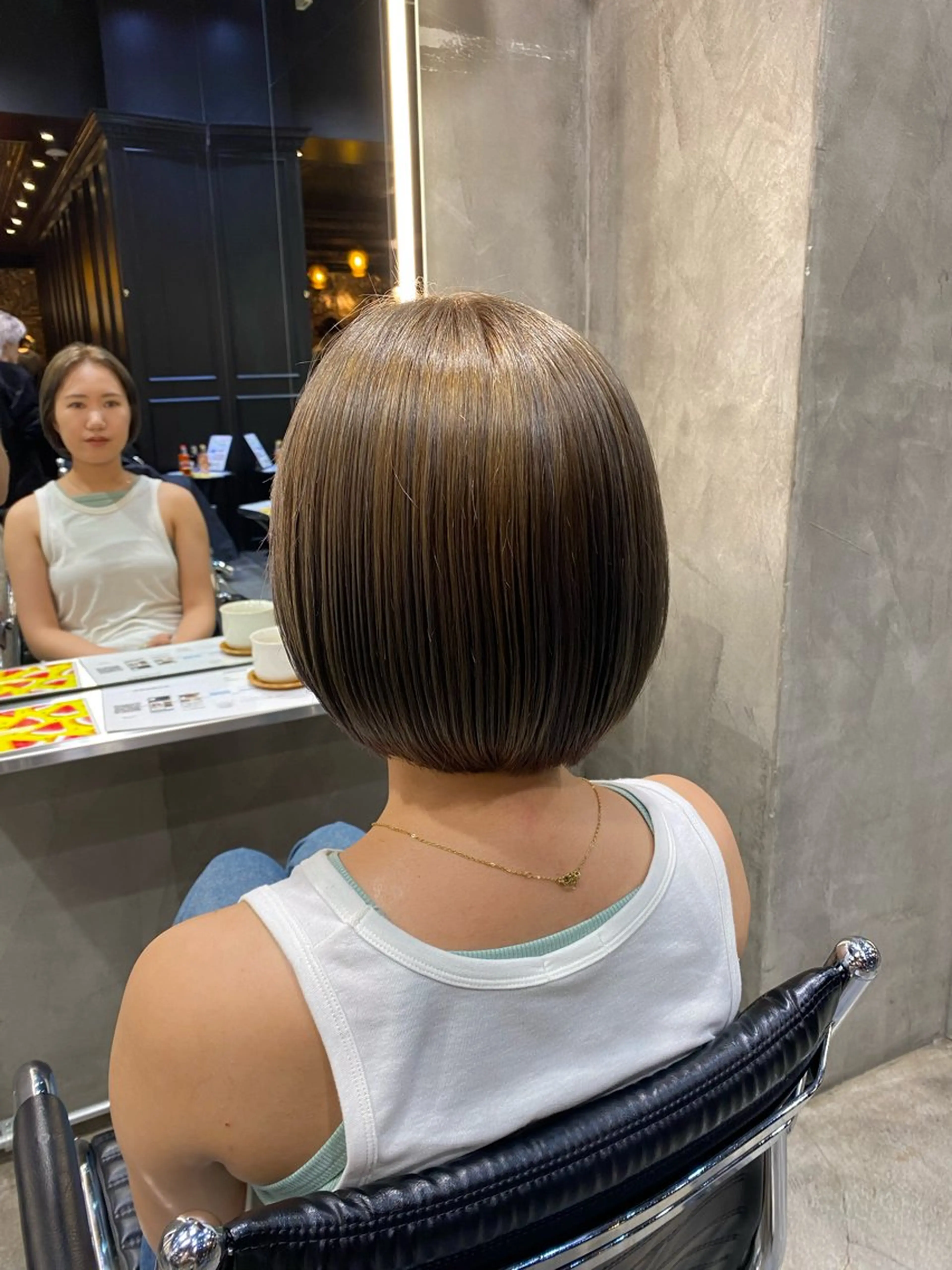 ショート カラー グレージュ ボブ ブリーチなしダブル カラー🧸🐺陽介のヘアスタイル