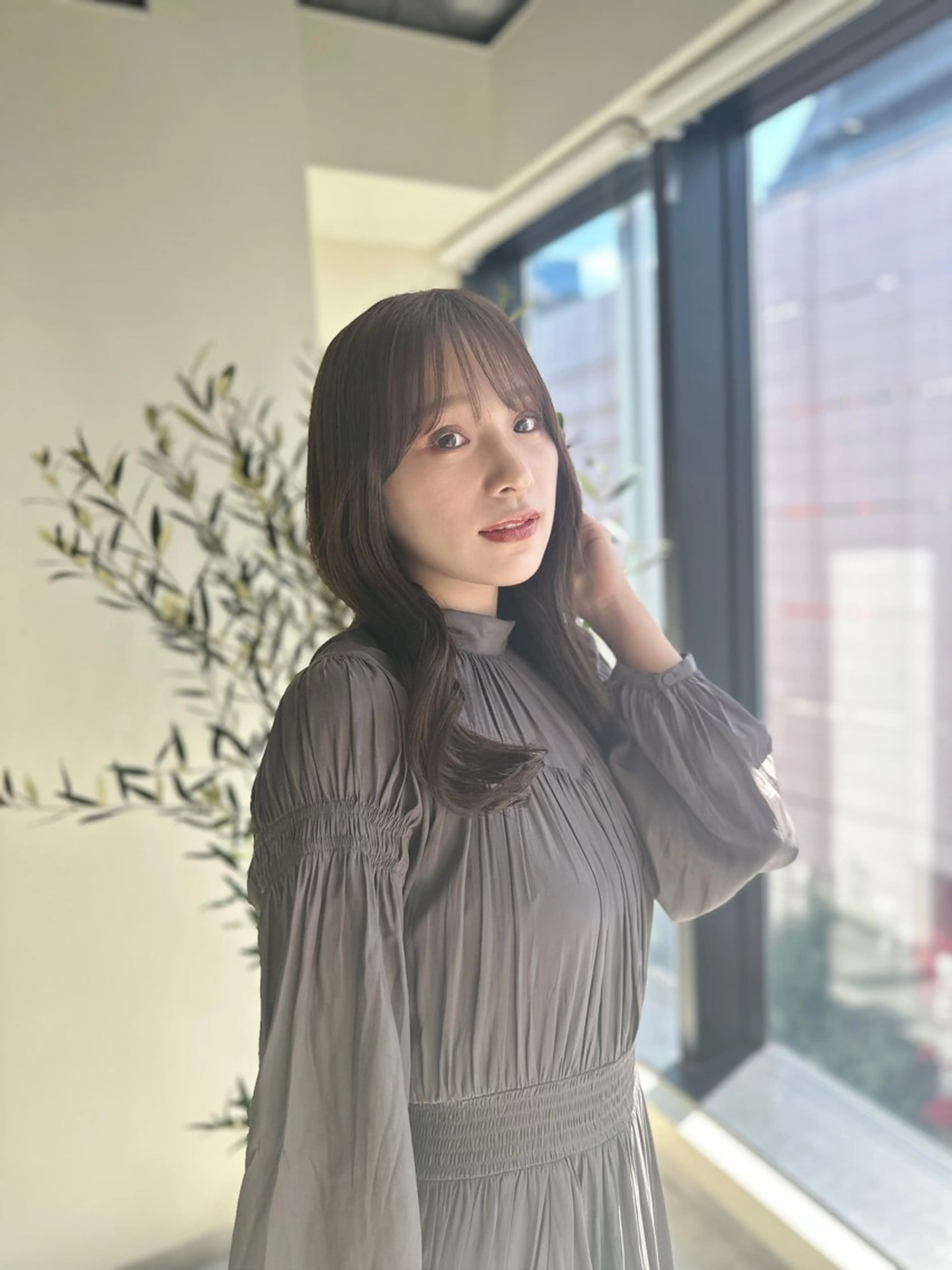 ロング カラー アディクシーカラー バレイヤージュ ブリーチ デザインカラー ダブルカラー レイヤーカット nude ヘア大和のヘアスタイル
