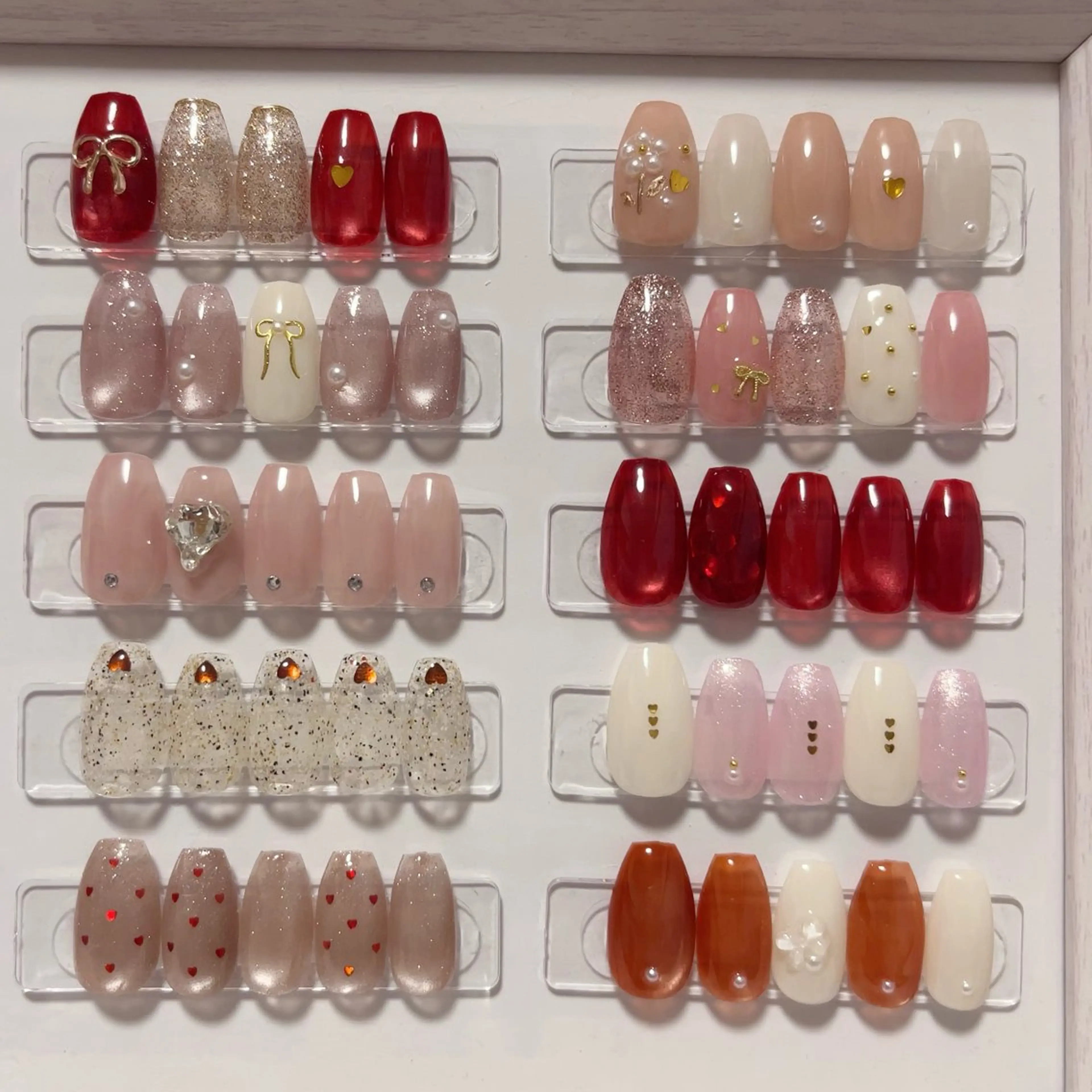 ネイル ハート キラキラネイル ピンク 赤色 リボン ハンドネイル ネイルモデル募集中 LooP-kanaのネイルデザイン