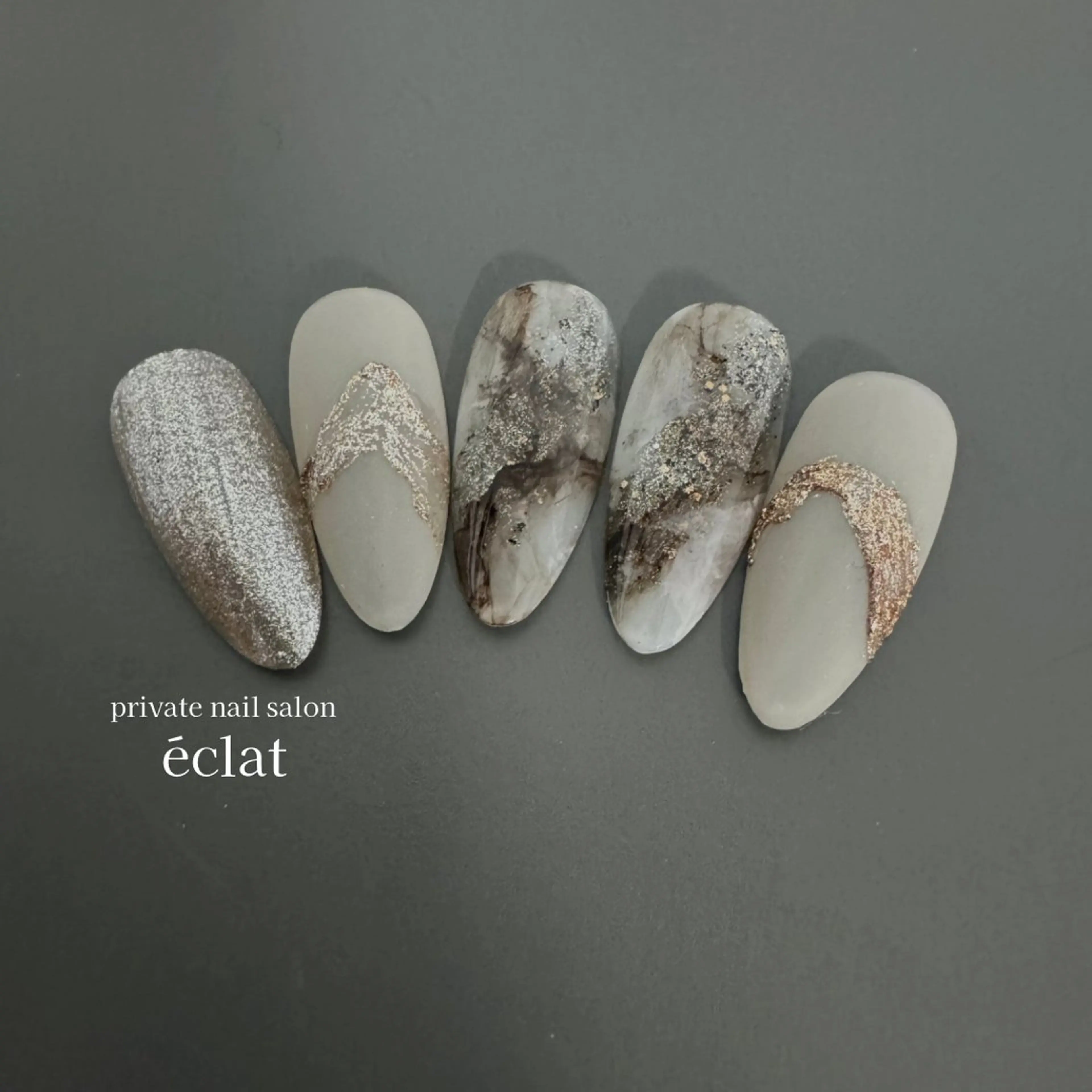 ネイル ニュアンスネイル nailsalon éclatのネイルデザイン