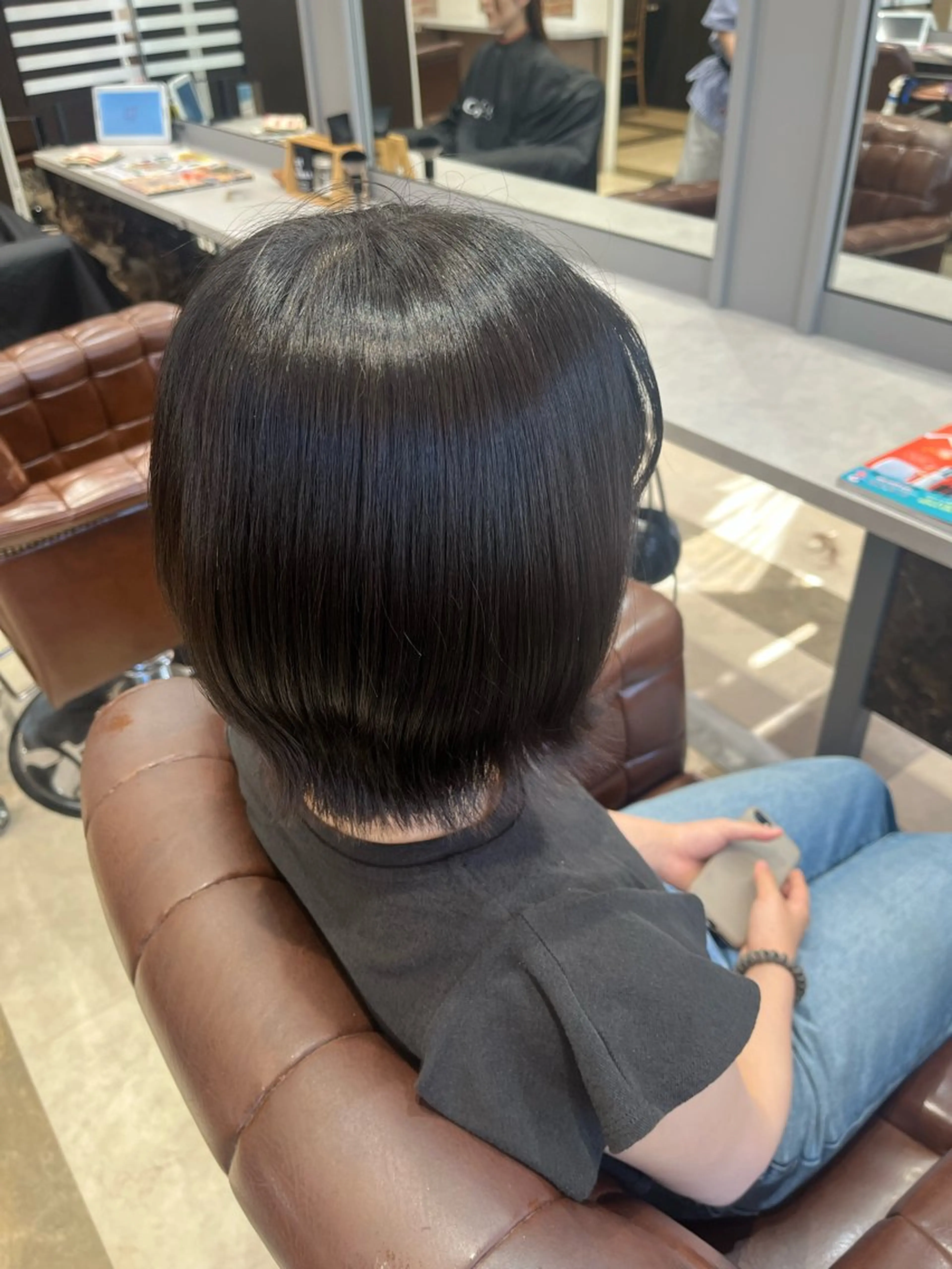 ショート ボブ 外ハネヘア カット 鳥見 若菜のヘアスタイル