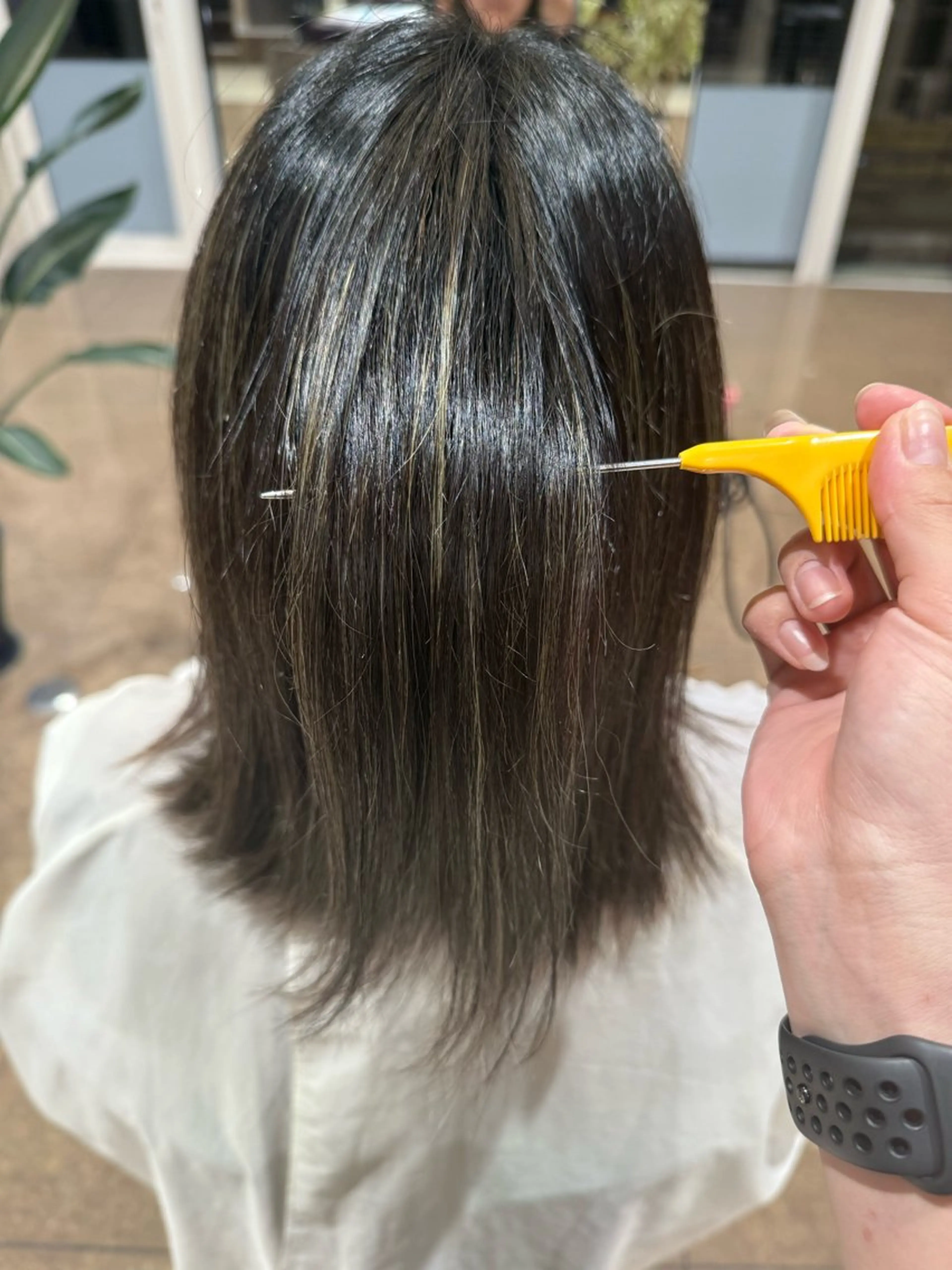 ミディアム パーマ 縮毛矯正 酸性ストレート ストレートパーマ 💈Mika💈 カラーモデル募集中のヘアスタイル