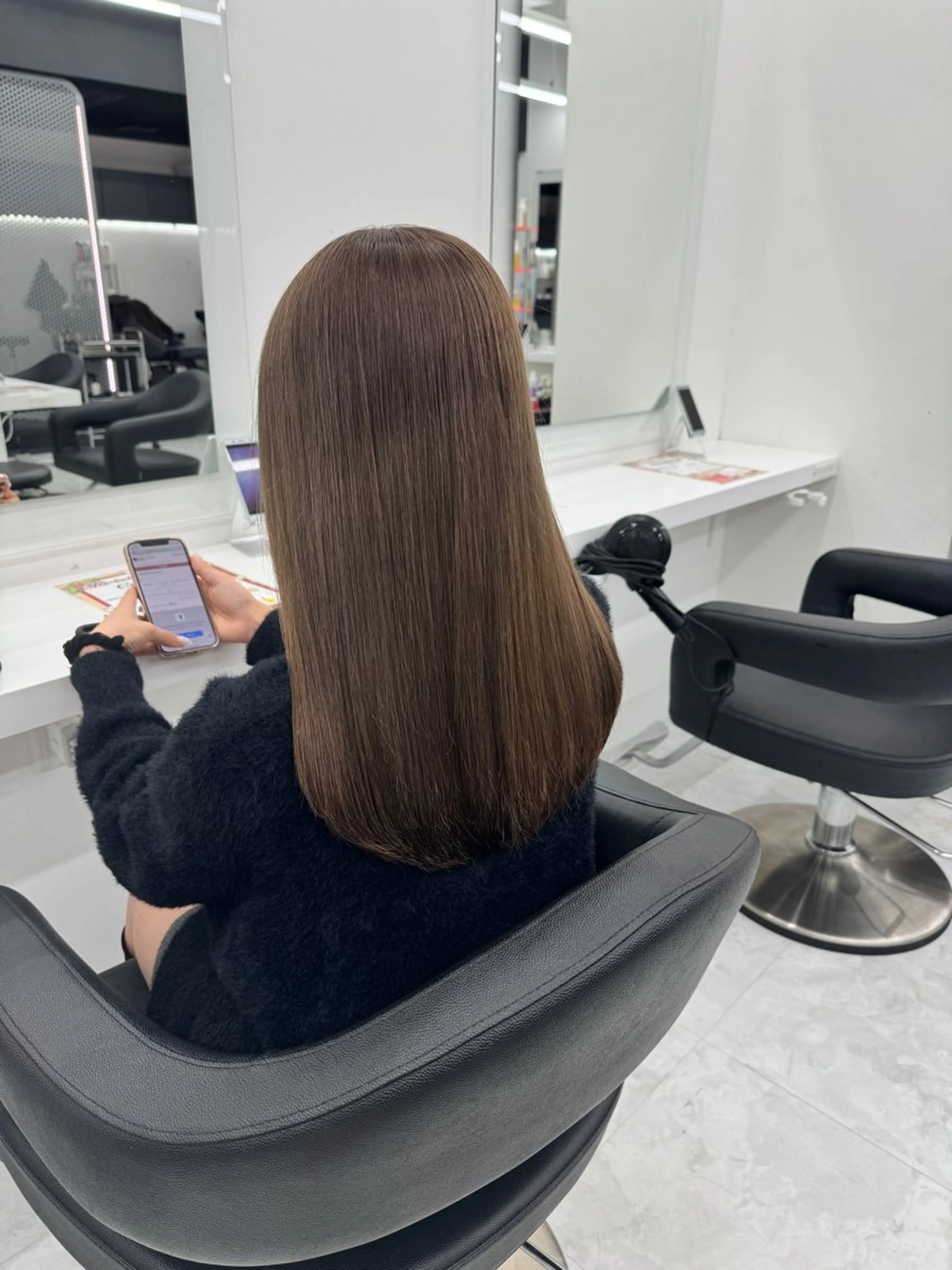 セミロング カラー ヘアカラー ヘッドスパ ヘアセット 💖透明感カラー＆暗 髪専門💖Akariのヘアスタイル
